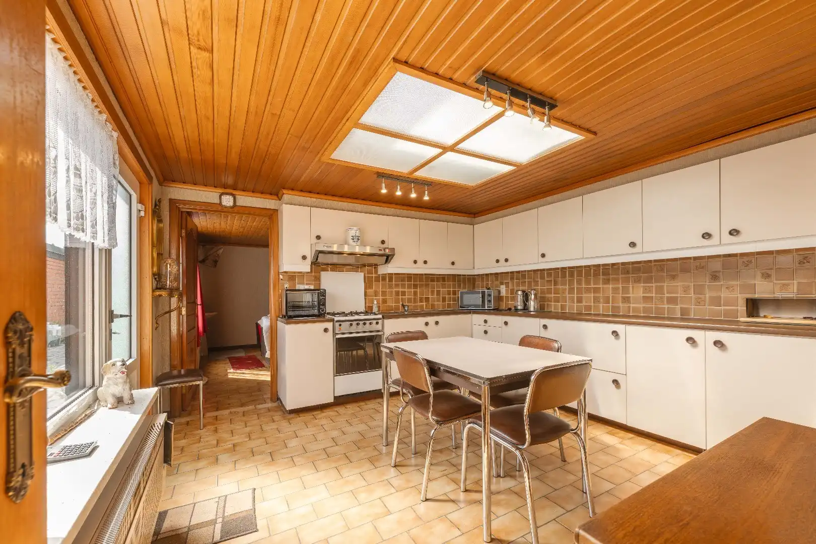 LANDELIJK GELEGEN WONING MET POTENTIEEL IN TIELT (MEULEBEKE) foto 6
