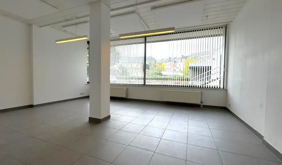 Rustig gelegen kantoor te huur vlakbij centrum Gent foto 7