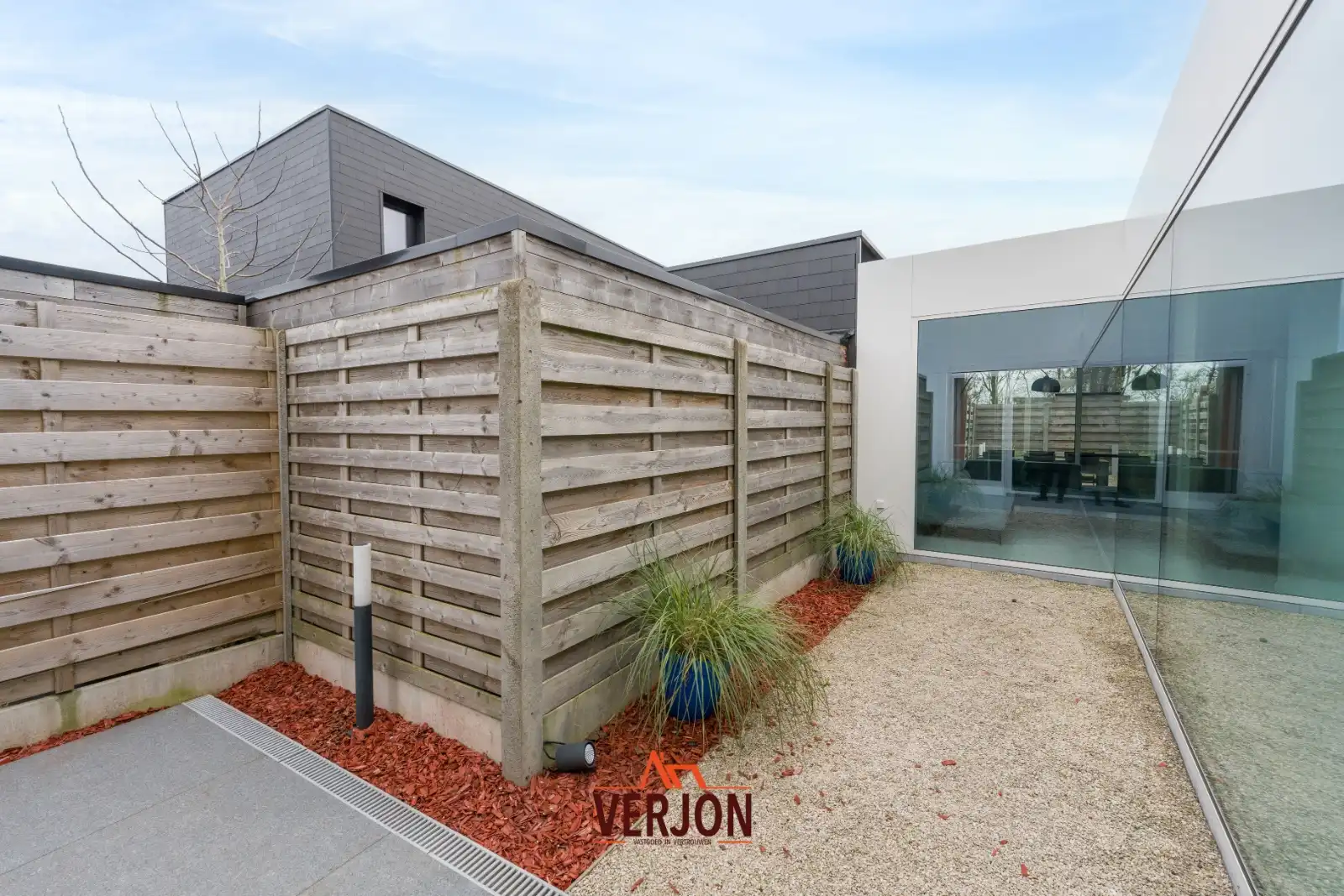 Magnifiek afgewerkte woning foto 19