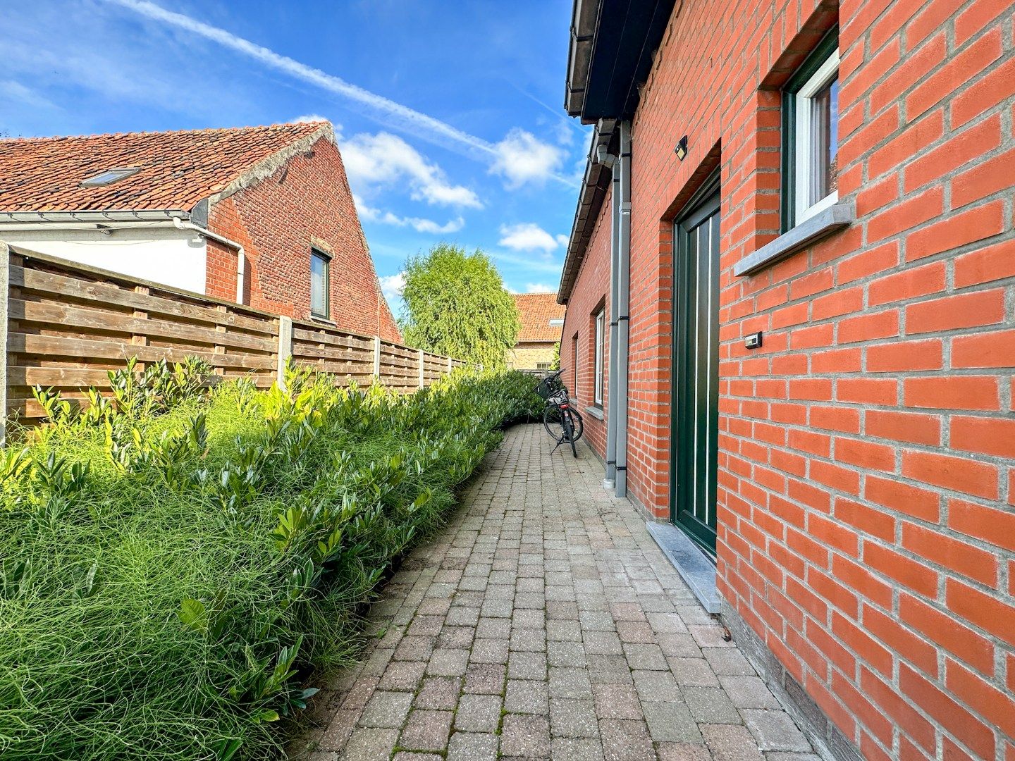 Woning met 3 slpk, tuintje en carport, Torhout foto 21