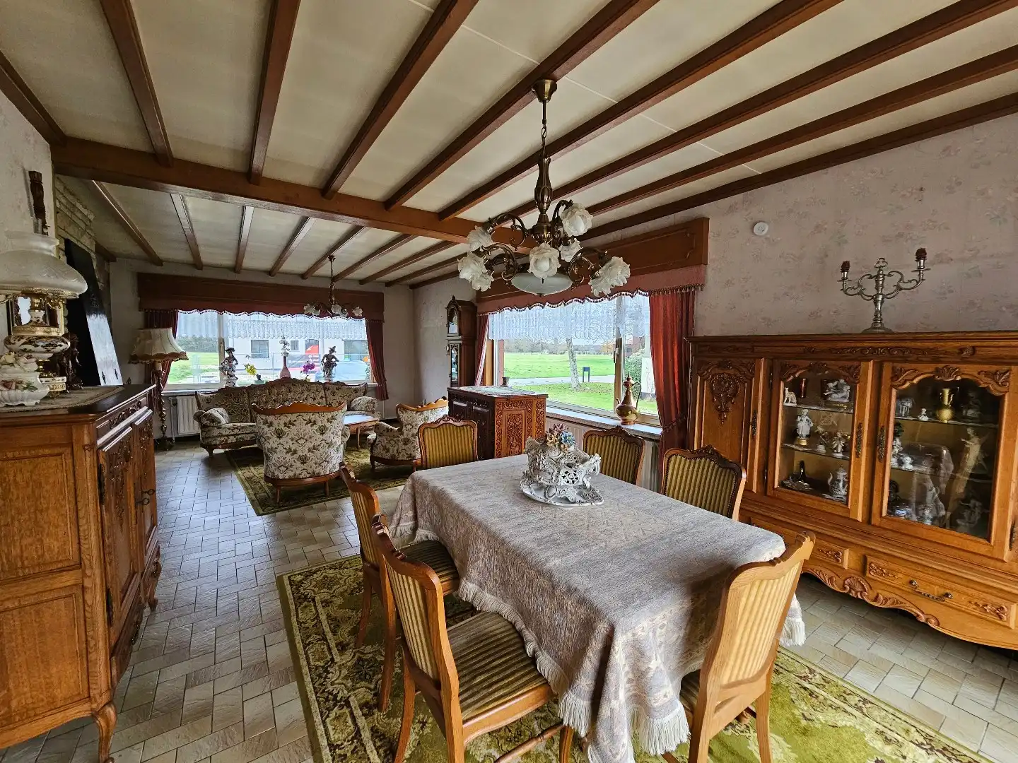 Vrijstaande laagbouwwoning op ruim perceel  foto 4