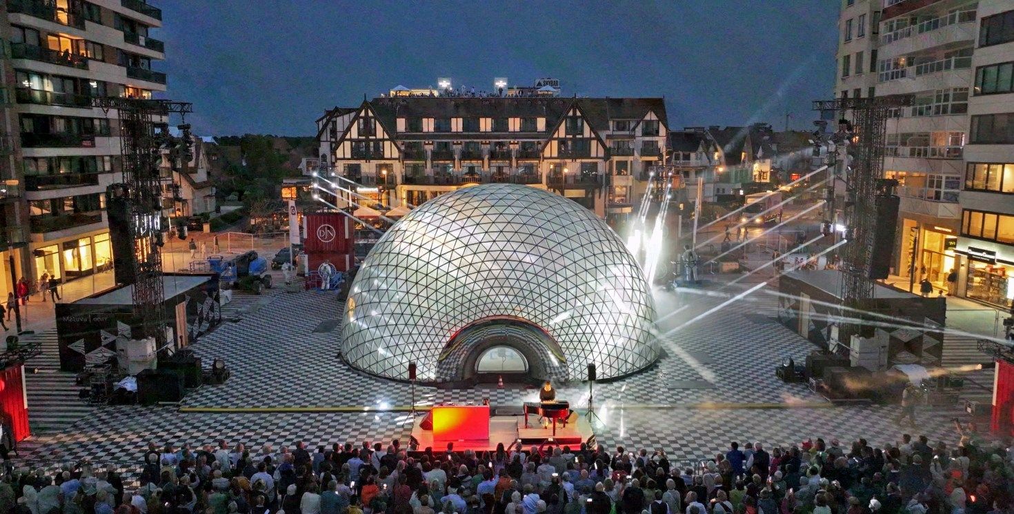 UNIEK AANBOD Commercieel handelspand op het Albertplein! foto 2