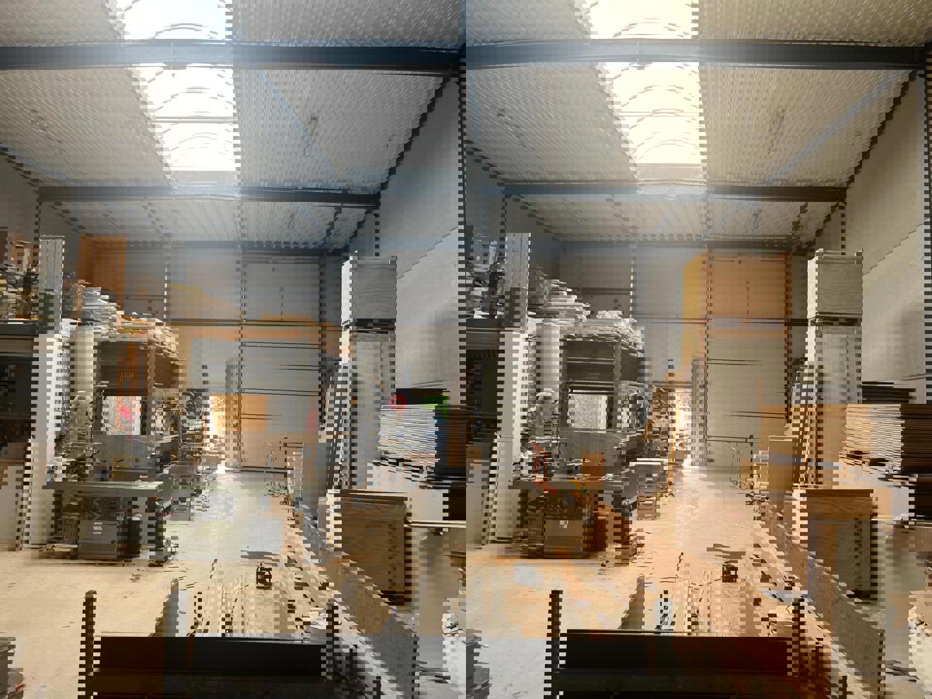 Magazijn 342m² met kantoor 54m² te Ranst foto 2