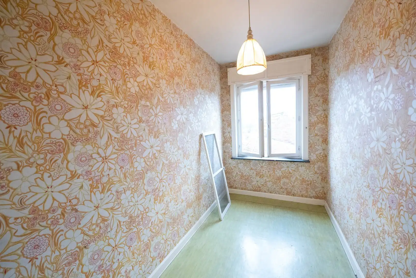 🎉 OPENDEUR zaterdag 13/06 🎉  Iedereen welkom van 10u30 t.e.m. 11u30! Te koop in Waregem – Halfopen bebouwing met renovatiepotentieel! foto 11