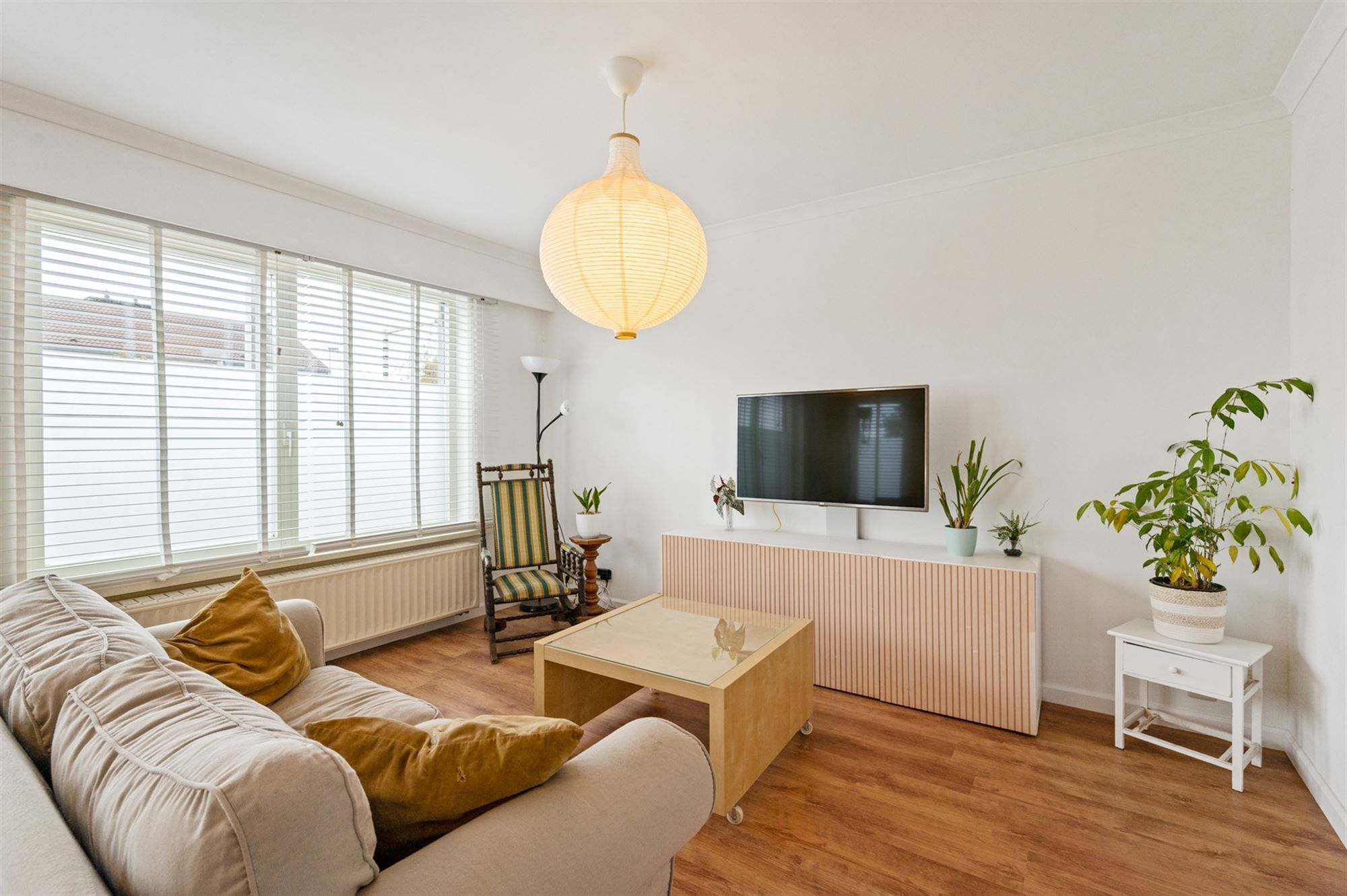 Recent gemoderniseerd appartement met knappe tuin te Duffel foto 2