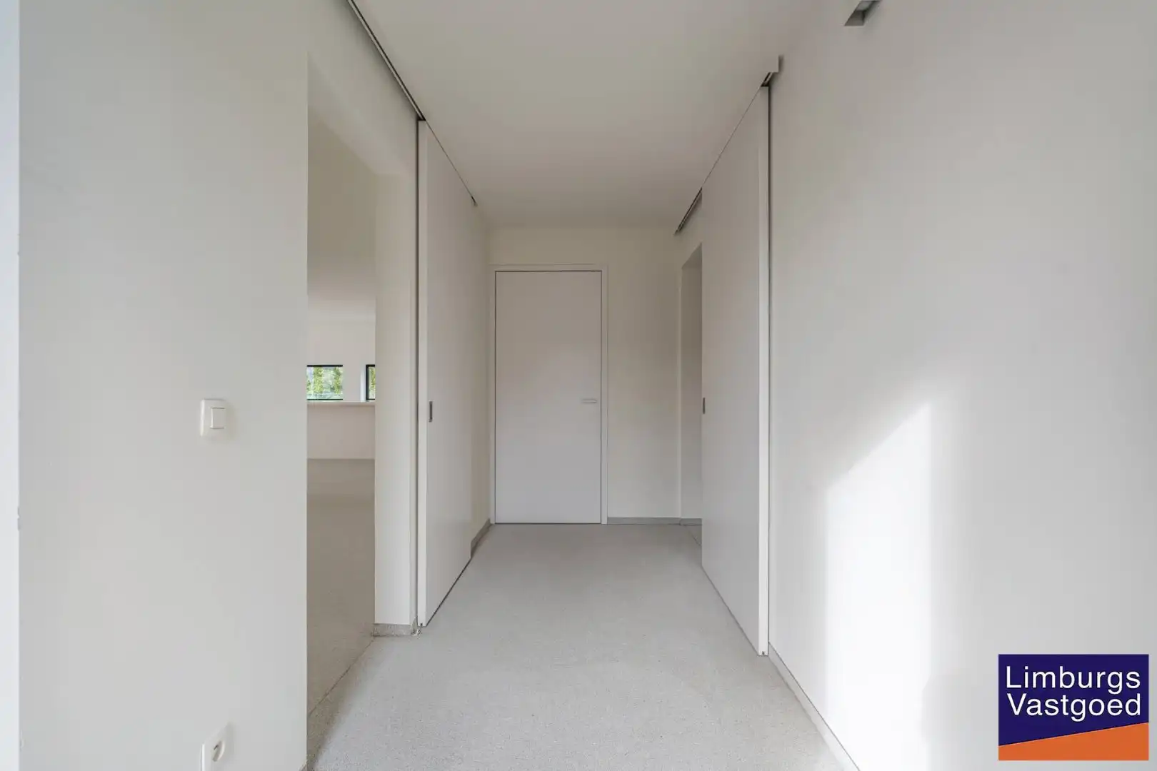 Exclusieve woning met praktijkruimte en zicht op weilanden foto 22