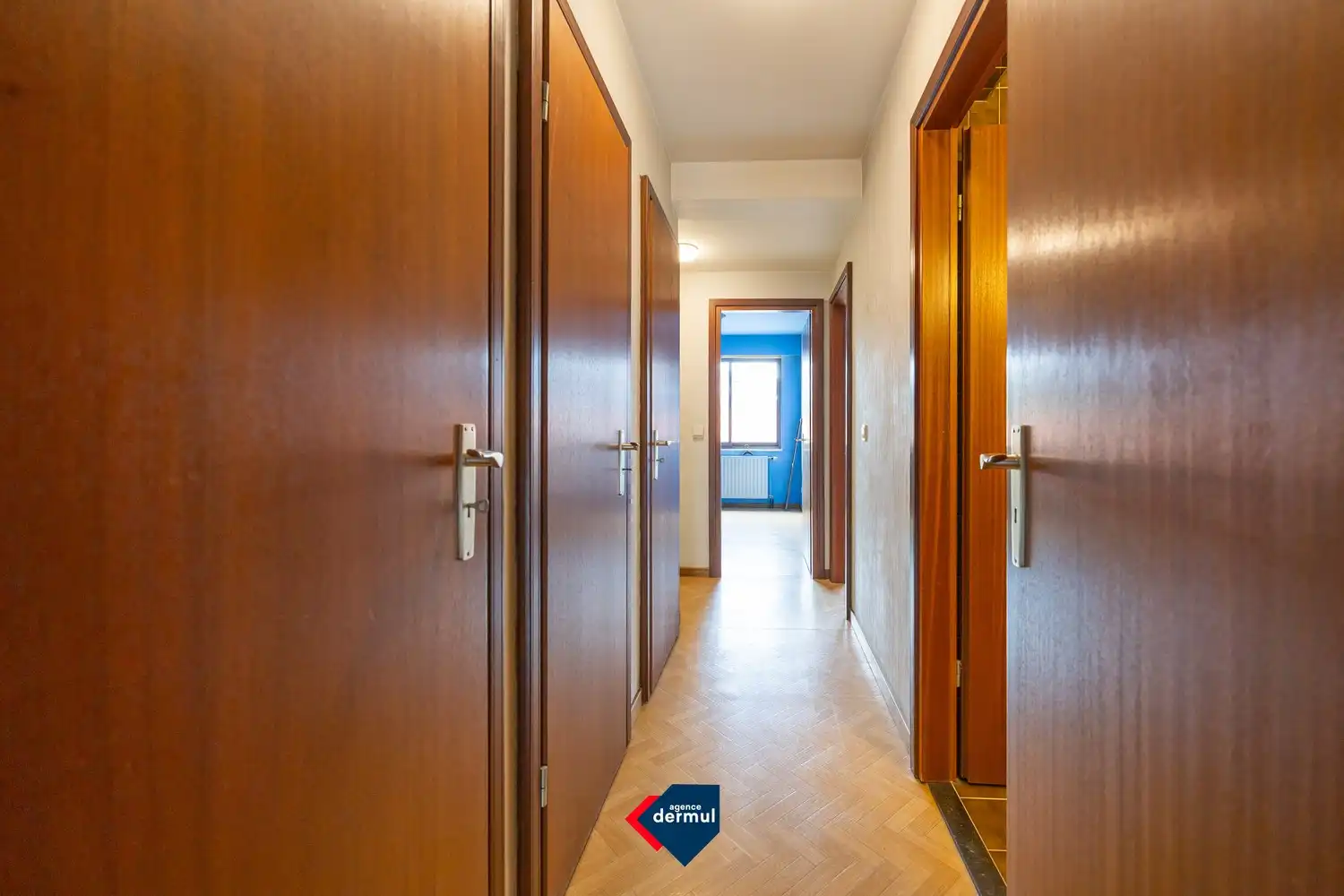 RUIM APPARTEMENT MET GARAGE foto 14