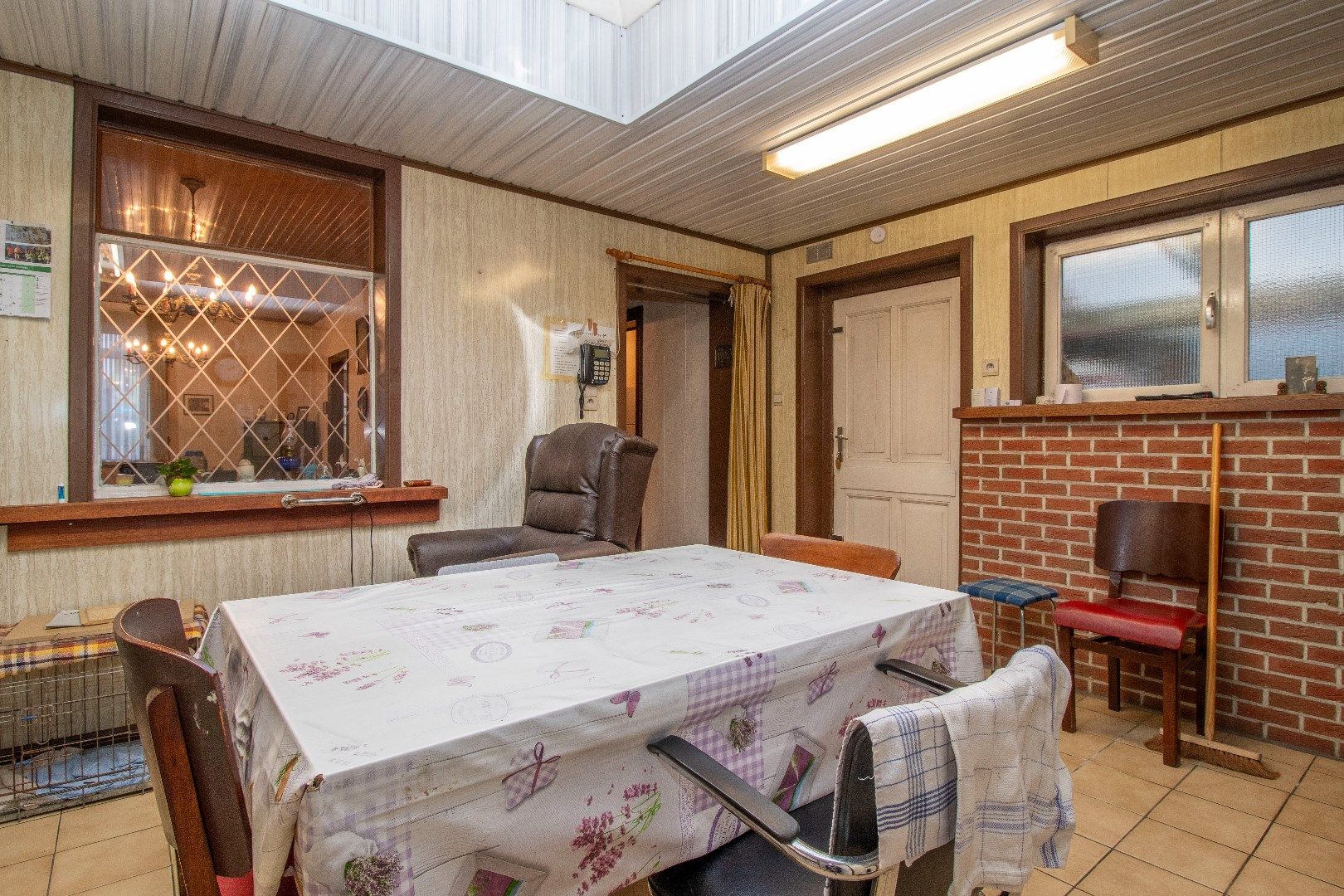 Te renoveren woning te Meerbeke foto 9