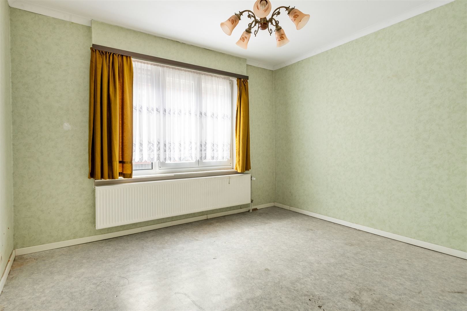 Grondig te renoveren woning in Ekerse dorpskern. foto 7