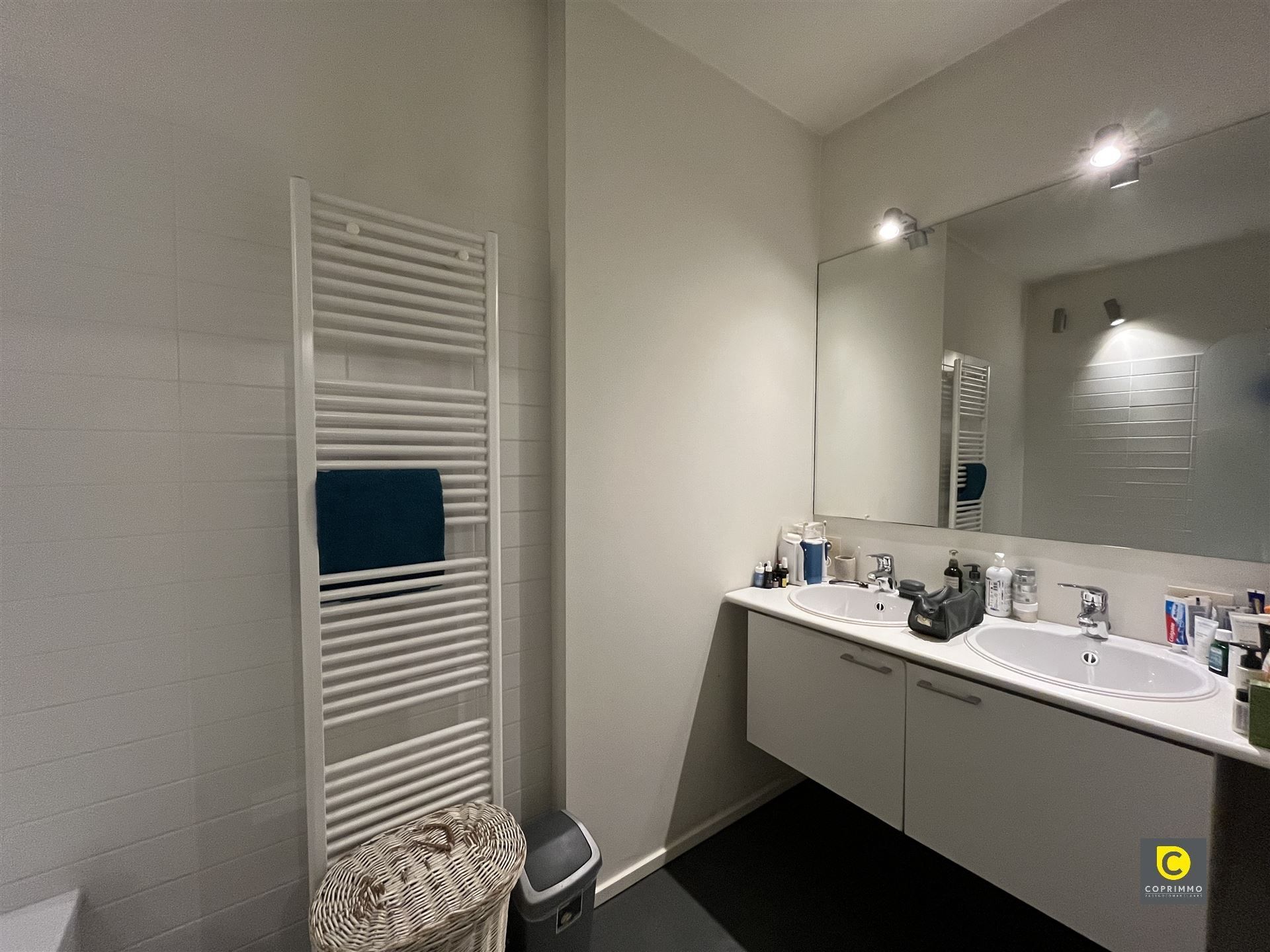 Instapklaar 2 slpks app met terras! foto 6