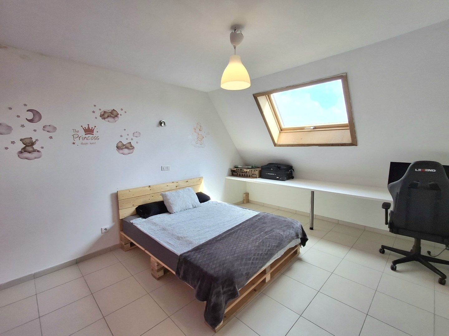 ZEER RUIM DUPLEX APPARTEMENT MET ZONGERICHT DAKTERRAS foto 3