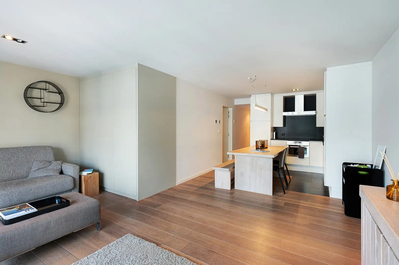 Modern appartement met 2 slaapkamers op centrale ligging. foto 8