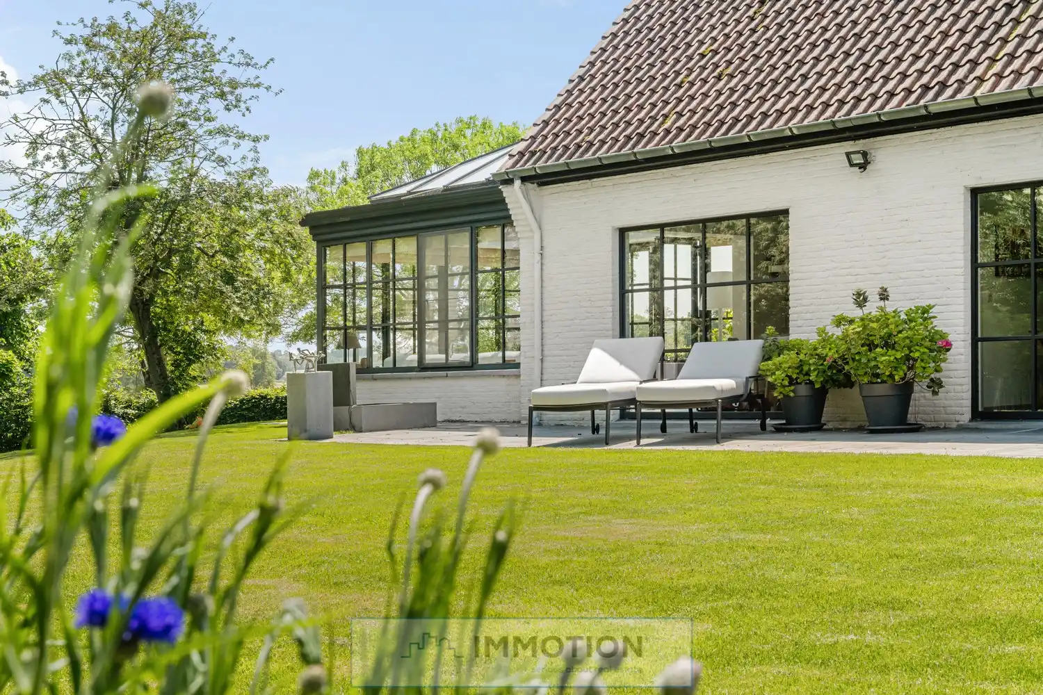 Uniek gelegen villa met prachtig landelijk uitzicht in Zwevegem foto 25