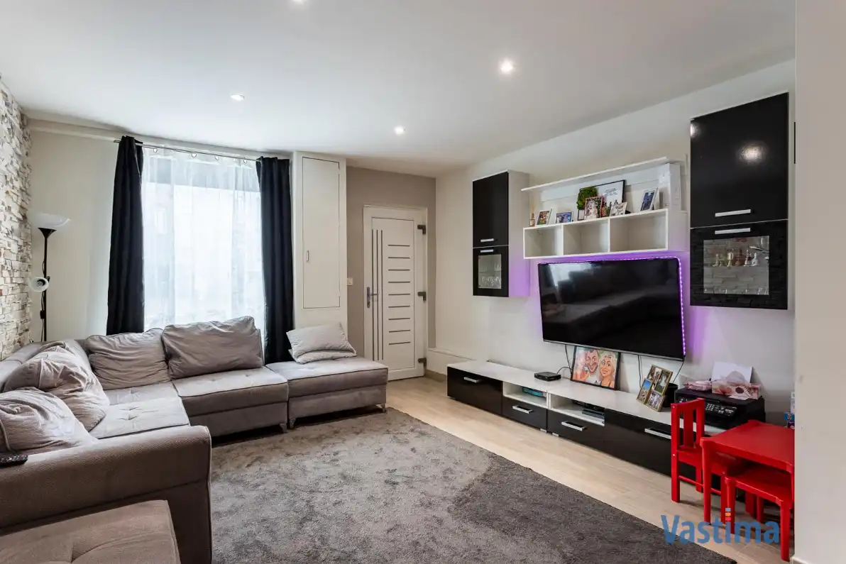 Instapklare, energiezuinige familiewoning met 4 slaapkamers, tuin en garage foto 3