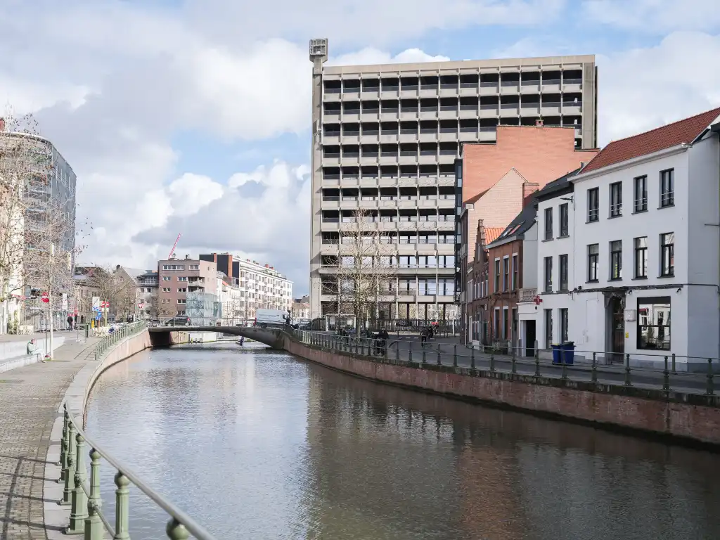 Centrum Gent – 2-slaapkamerappartement met terras (12 m²) nabij Portus Ganda (EPC B) foto 16