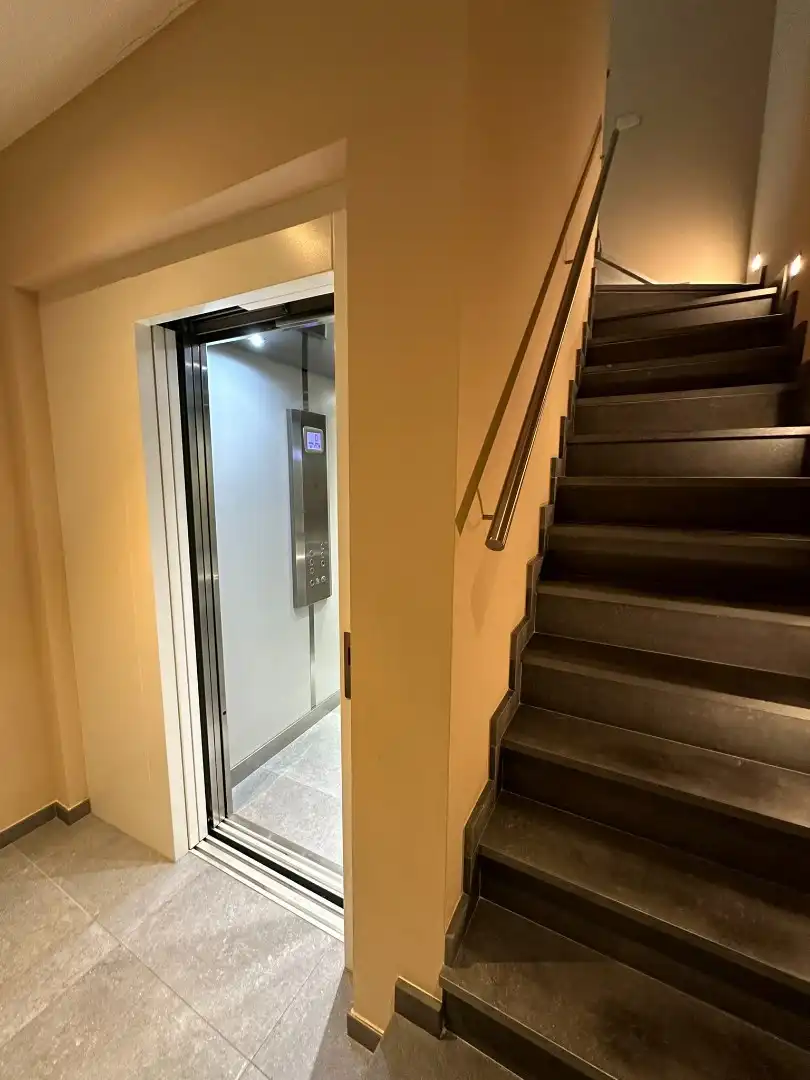 Prachtig, ruim duplex-appartement 115 m² met ruim terras in centrum Sint-Antonius foto 6