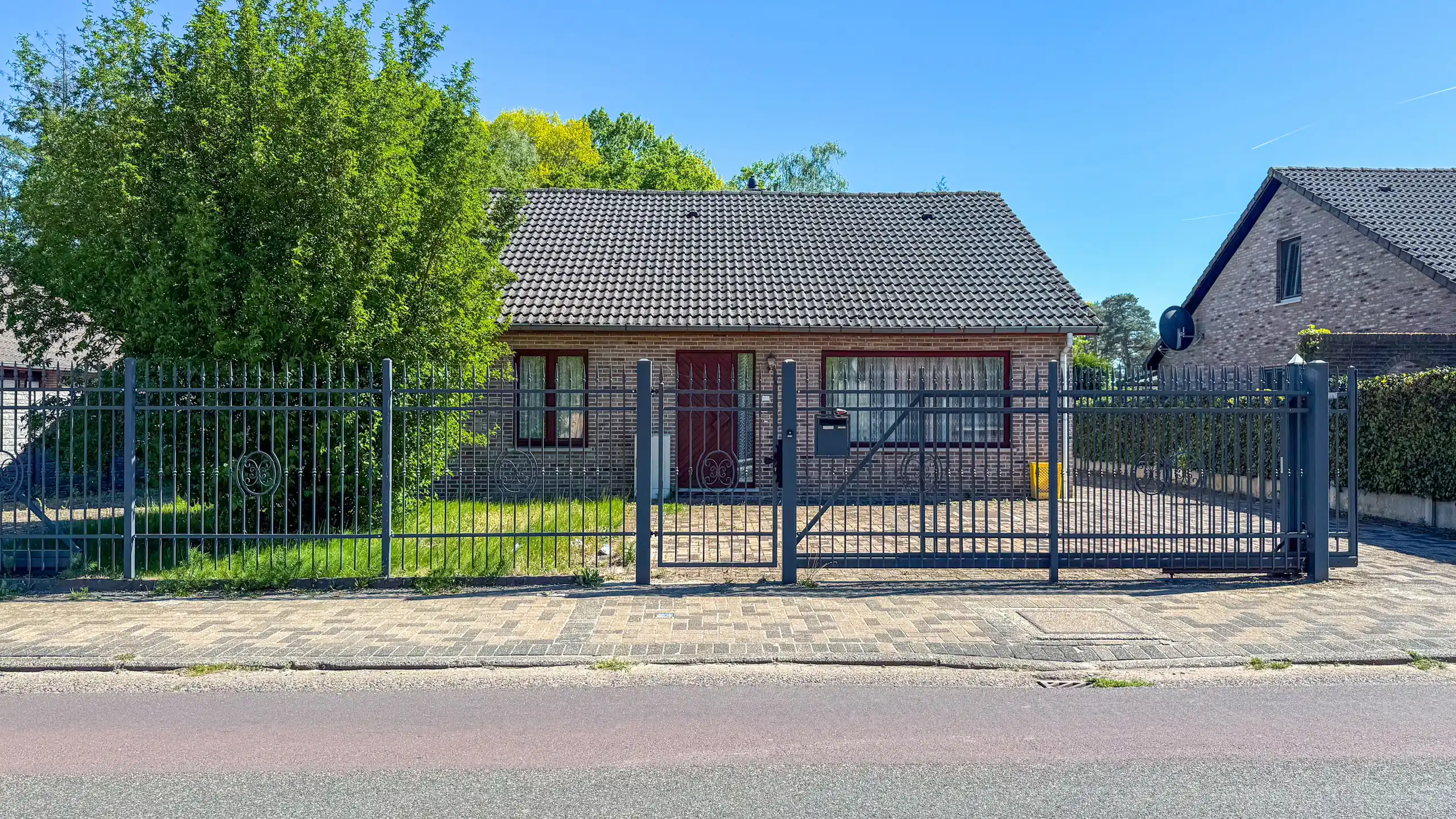Instapklare bungalow met 5 slpks op toplocatie in Heusden! foto 41