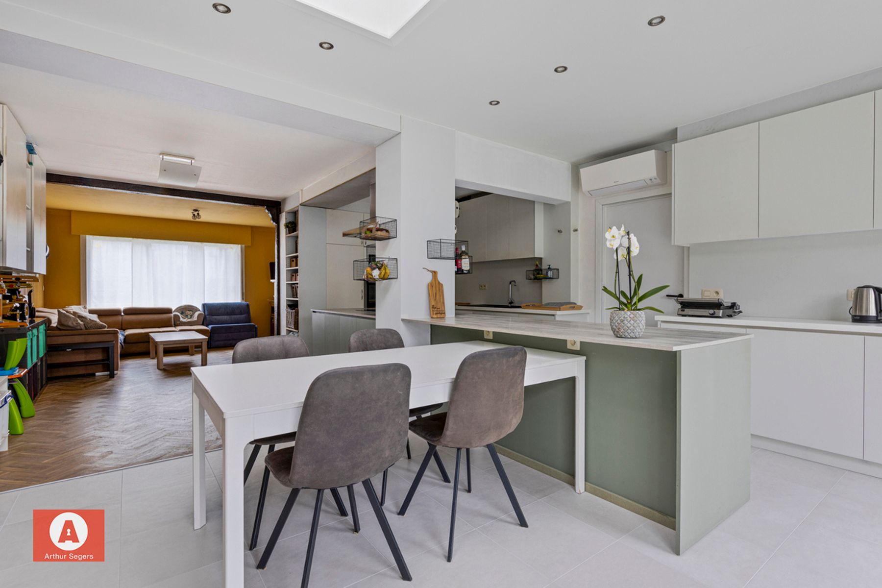 Rustig gelegen woning met zuidgerichte tuin op toplocatie  foto 10