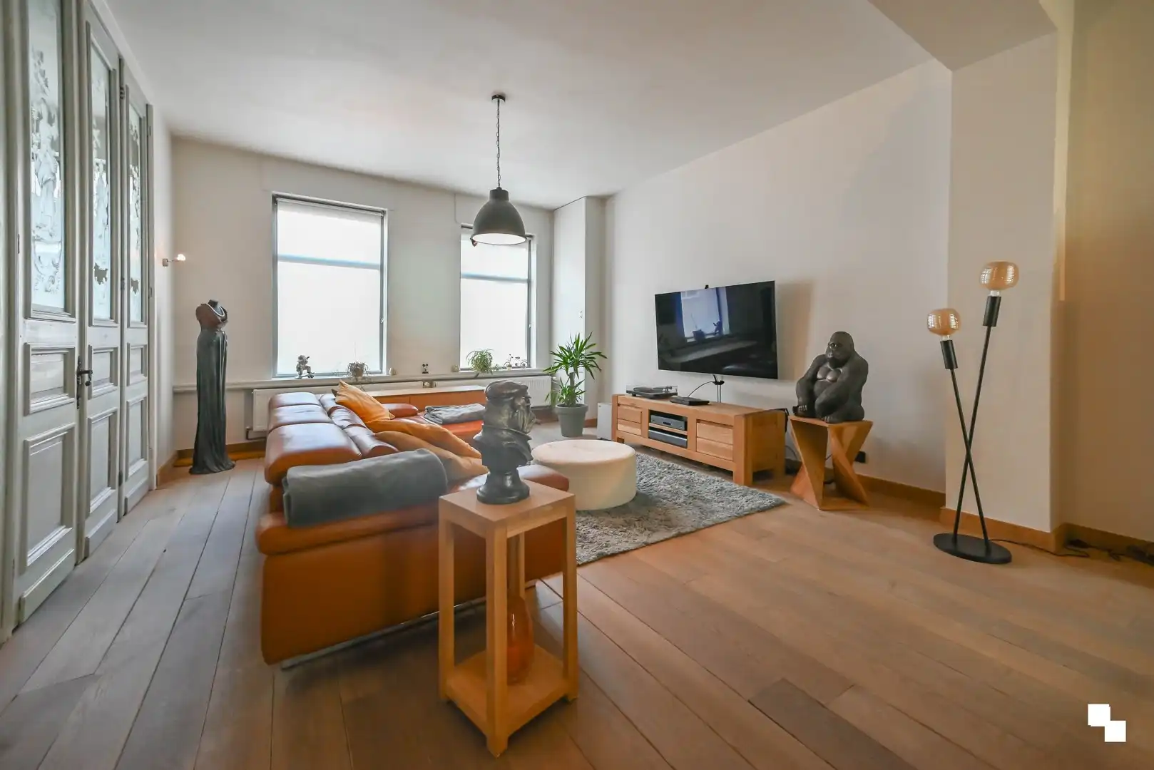 Ruime, volledig gerenoveerde woning met tuin nabij centrum Izegem foto 7
