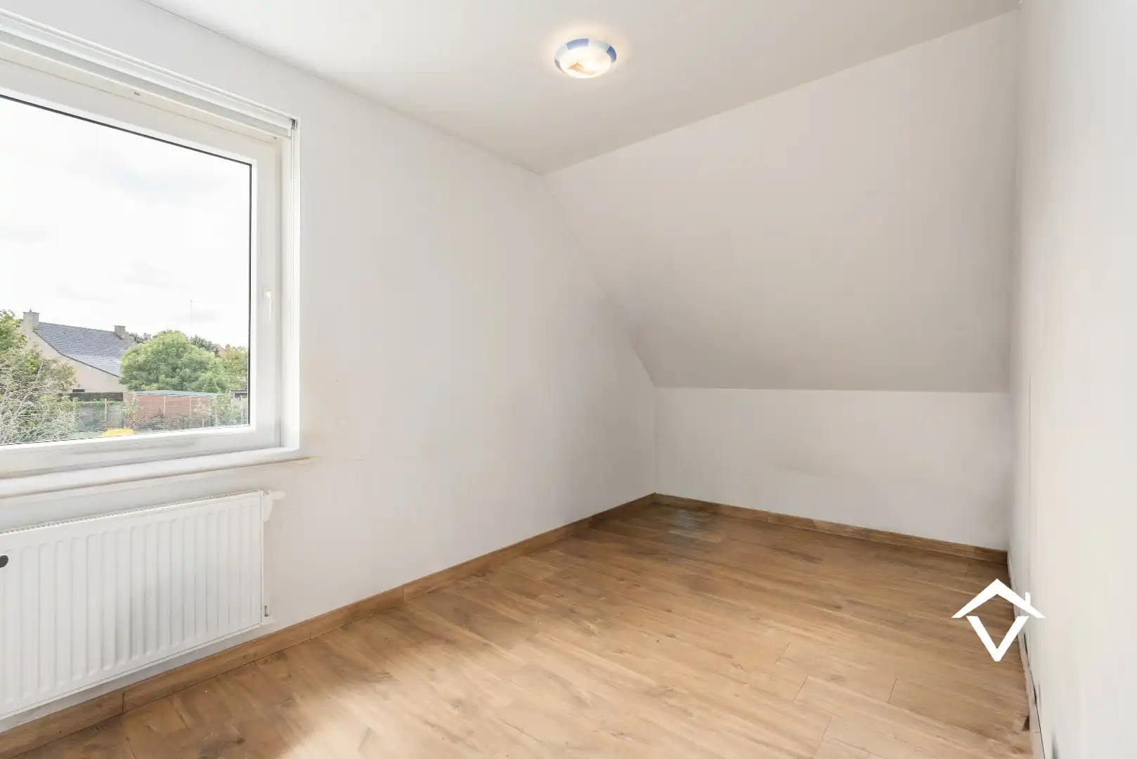 Recente halfopen bebouwing (2019) in rustige, doodlopende straat te Koekelare foto 18