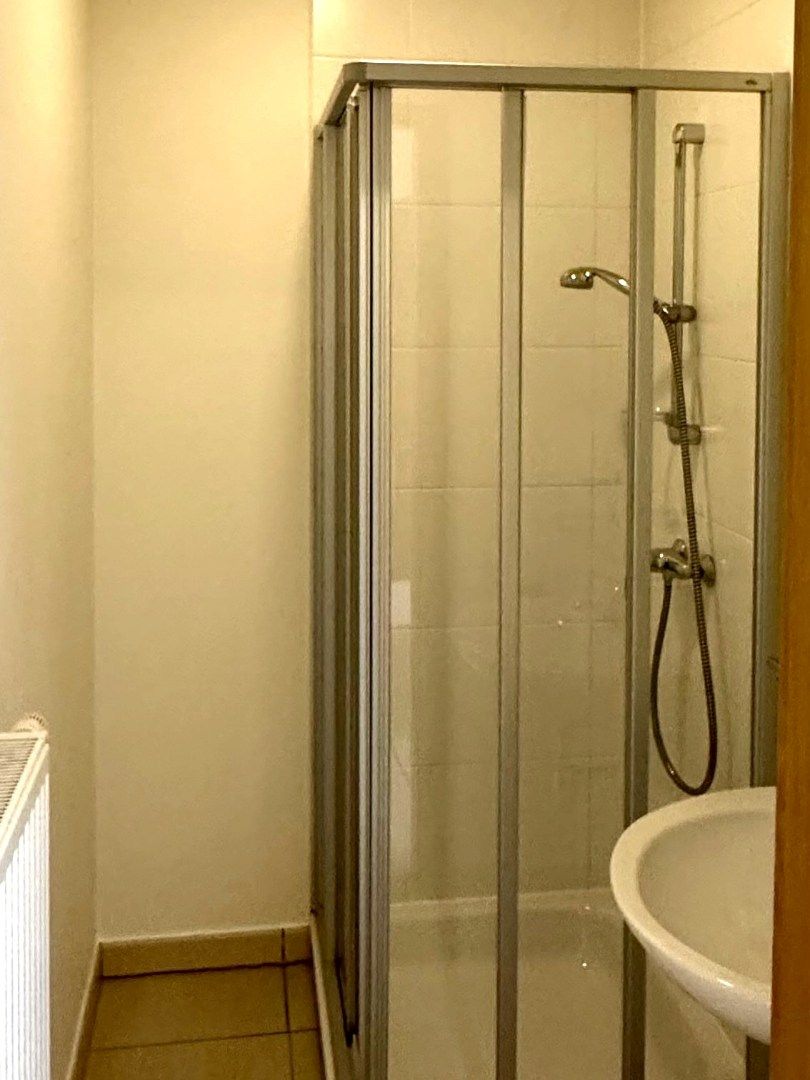 Appartement op centrale ligging te Sint-Andries foto 7
