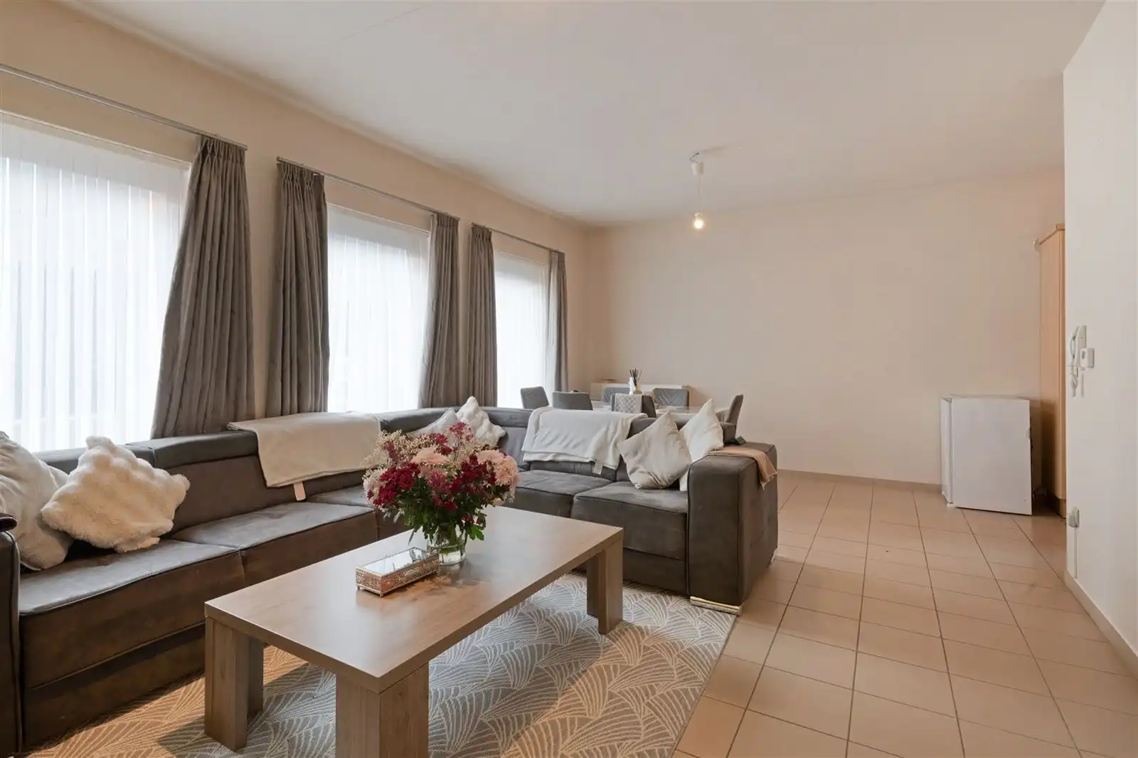 Appartementsgebouw 6 app in centrum  foto 16