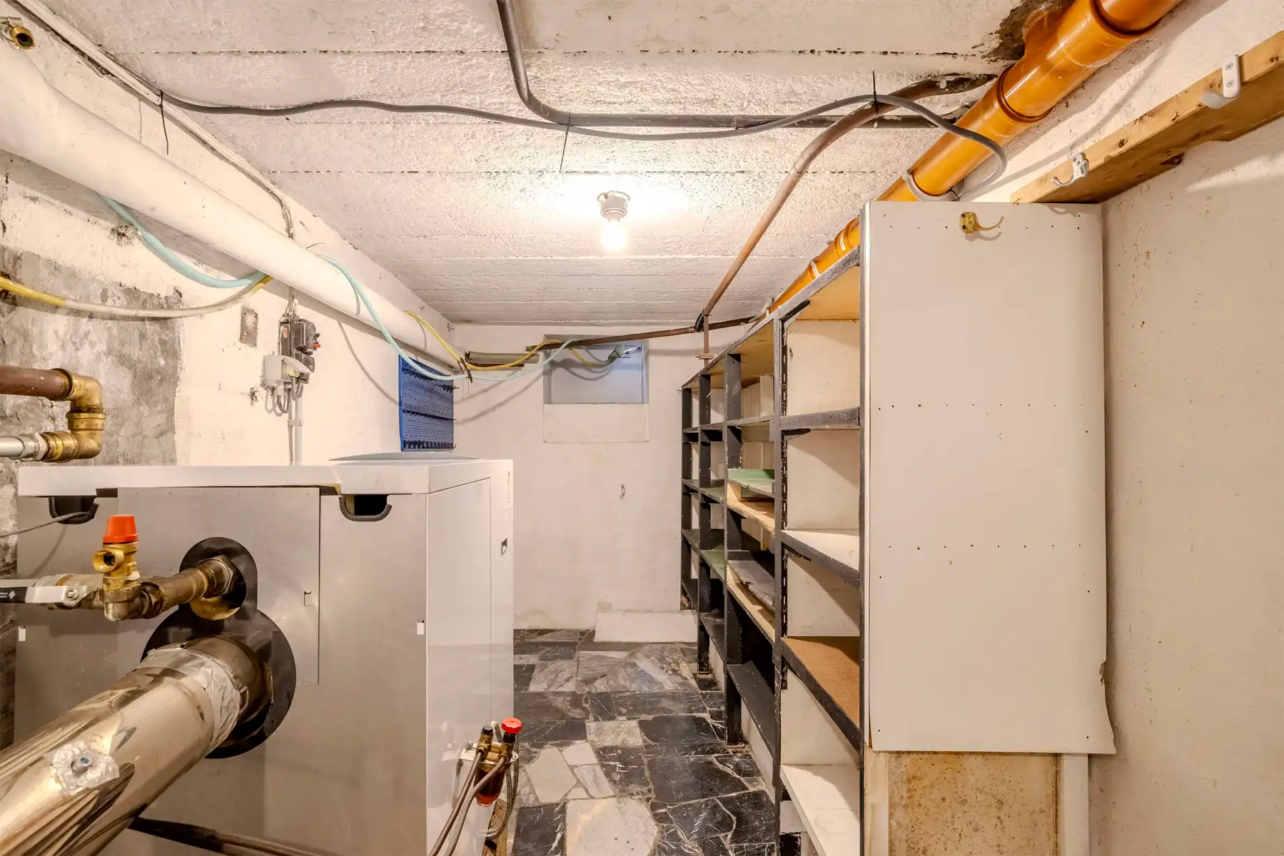 Gezinswoning met 4 ruime slaapkamers en tuin in Ekeren foto 16