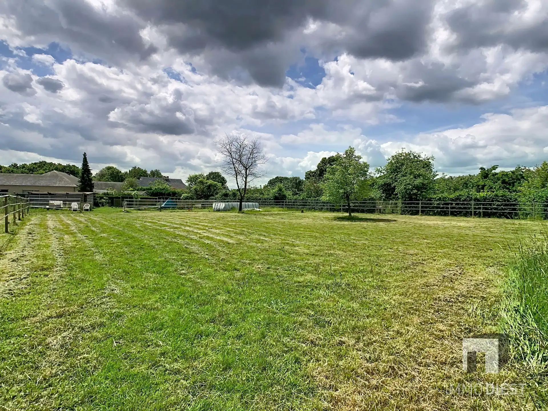 Gelijkvloerse instapklare woning met grote tuin op ca. 39a foto 36
