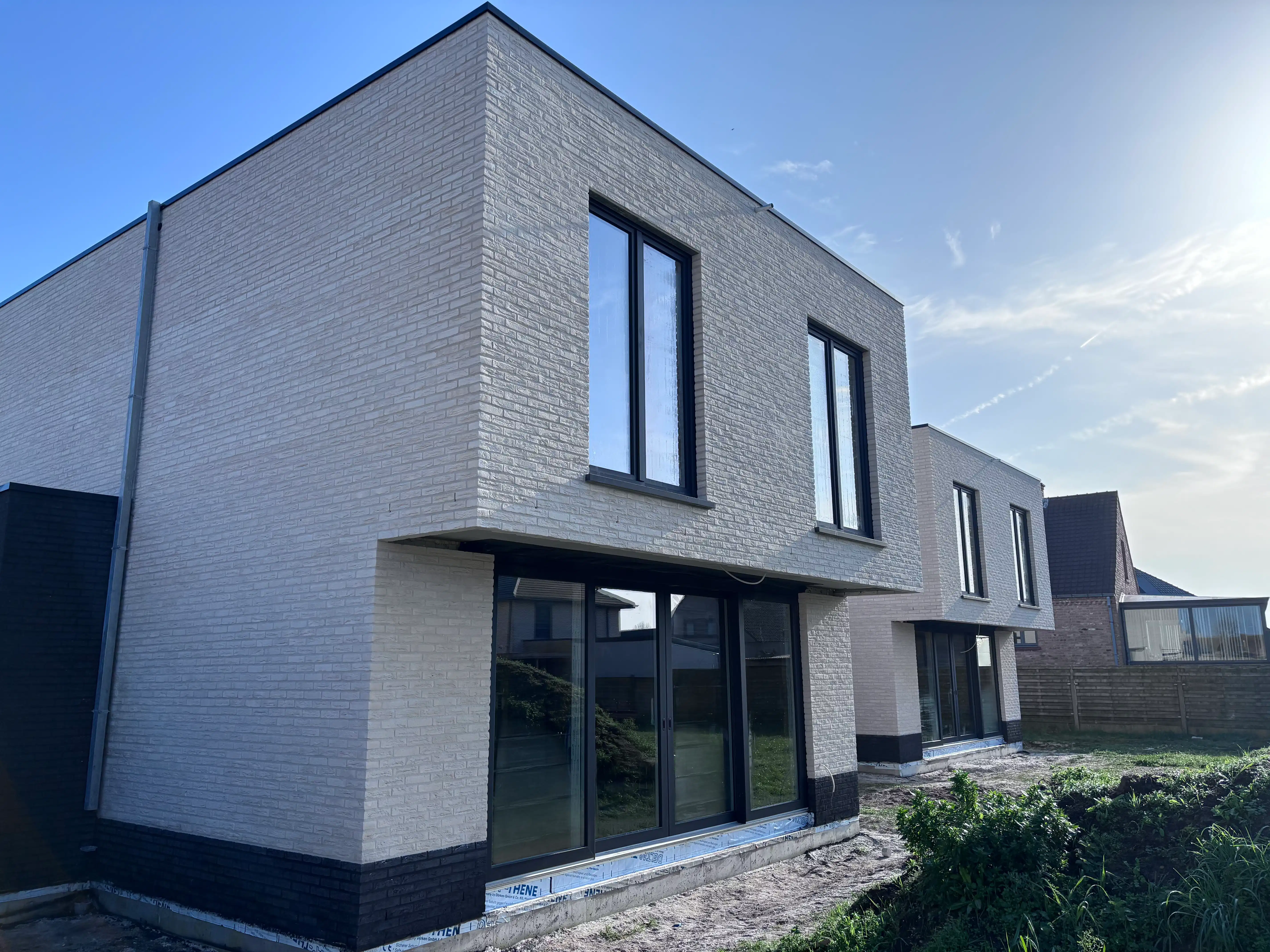 Prachtige nieuwbouw woningen op wandelafstand van zee! foto 3