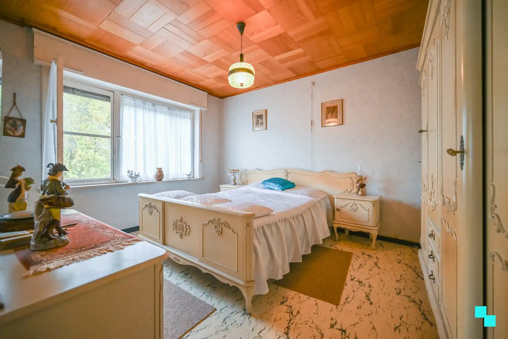 Halfopen woning in doodlopende straat te Sint-Eloois-Winkel foto 24