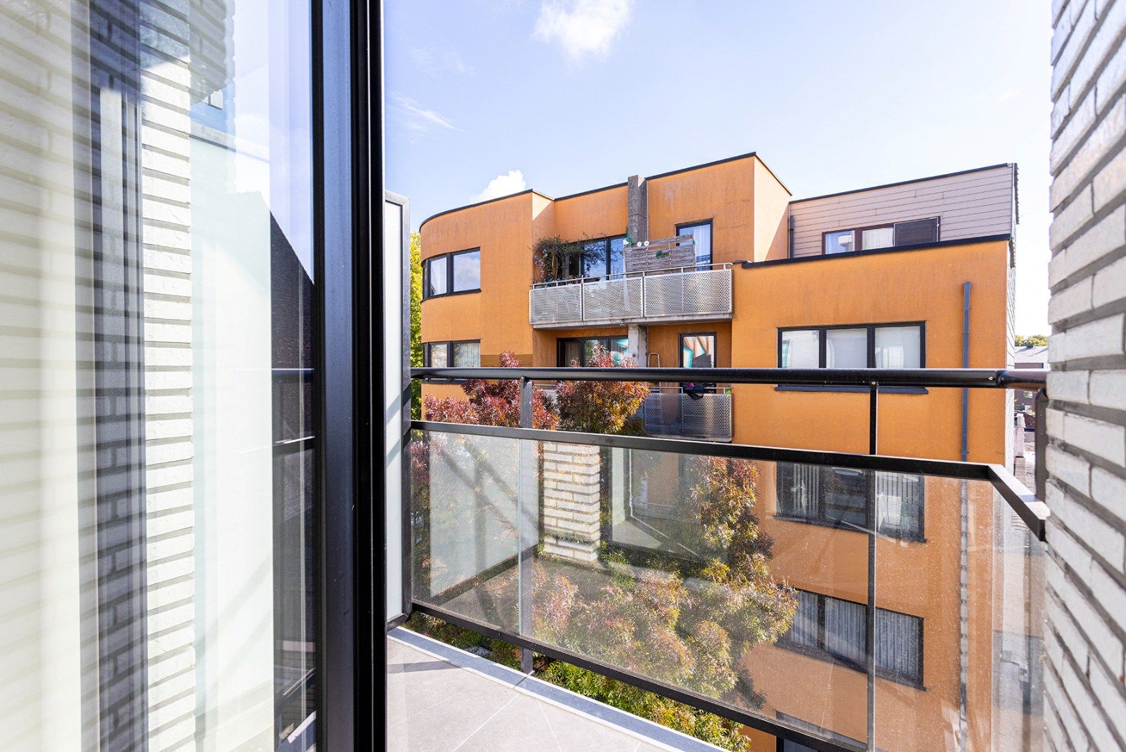 Ruim en modern appartement (vernieuwbouw) met 3 slpks nabij De Roma foto 6