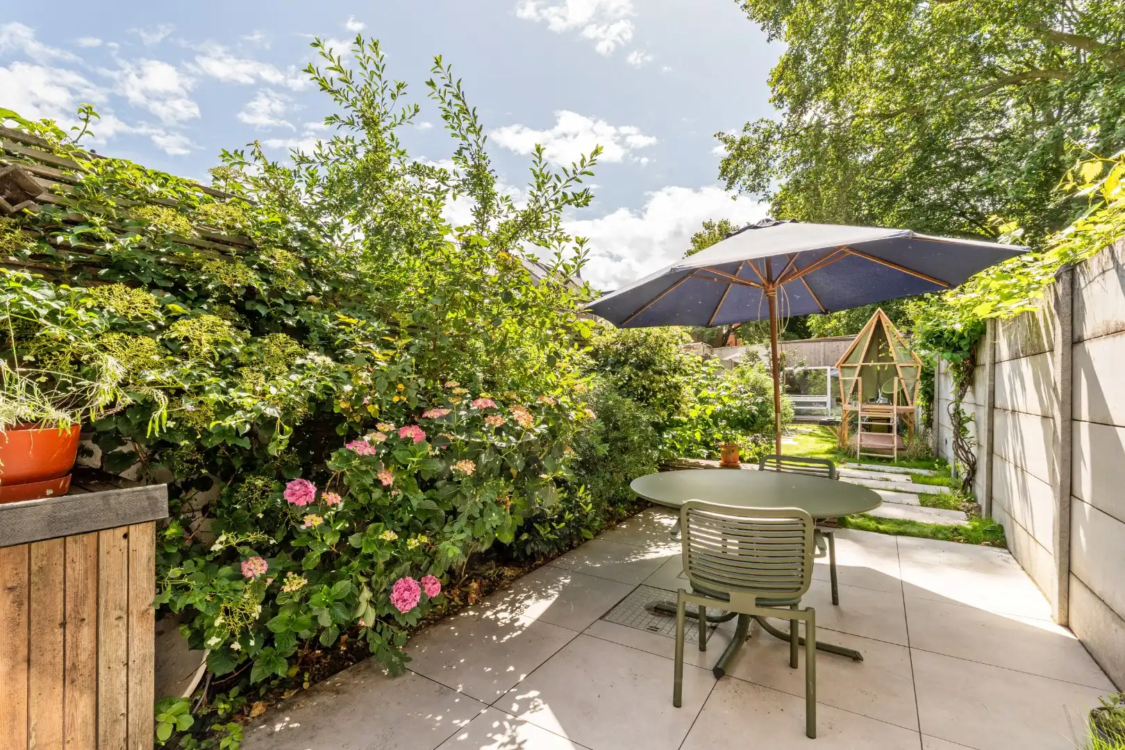 Bezoekdag 20/06 Afgewerkte en energiezuinige rijwoning met tuinkamer, ruime tuin en EPC-label A  foto 13
