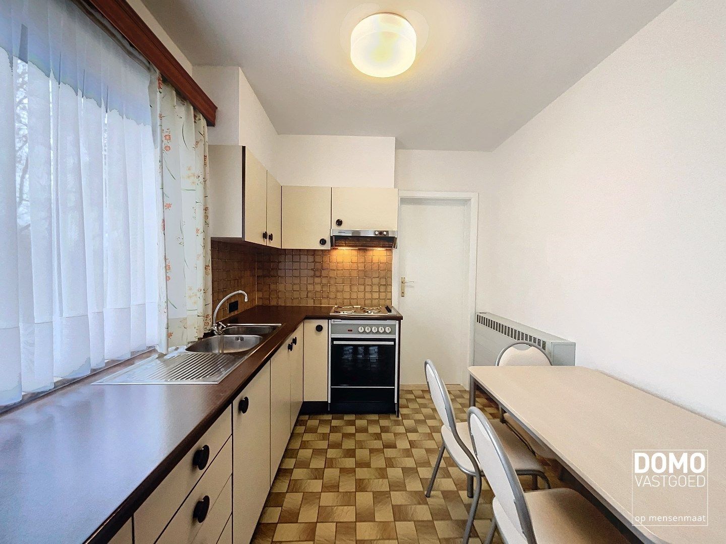 Ruim appartement met 3 slaapkamers te Zonhoven, energielabel B, 112m² bewoonbare oppervlakte foto 2