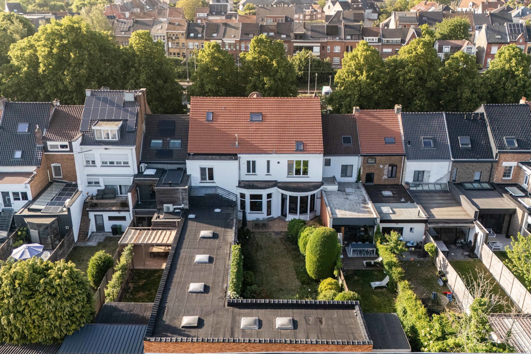 Karaktervolle herenwoning met polyvalente ruimte foto 29