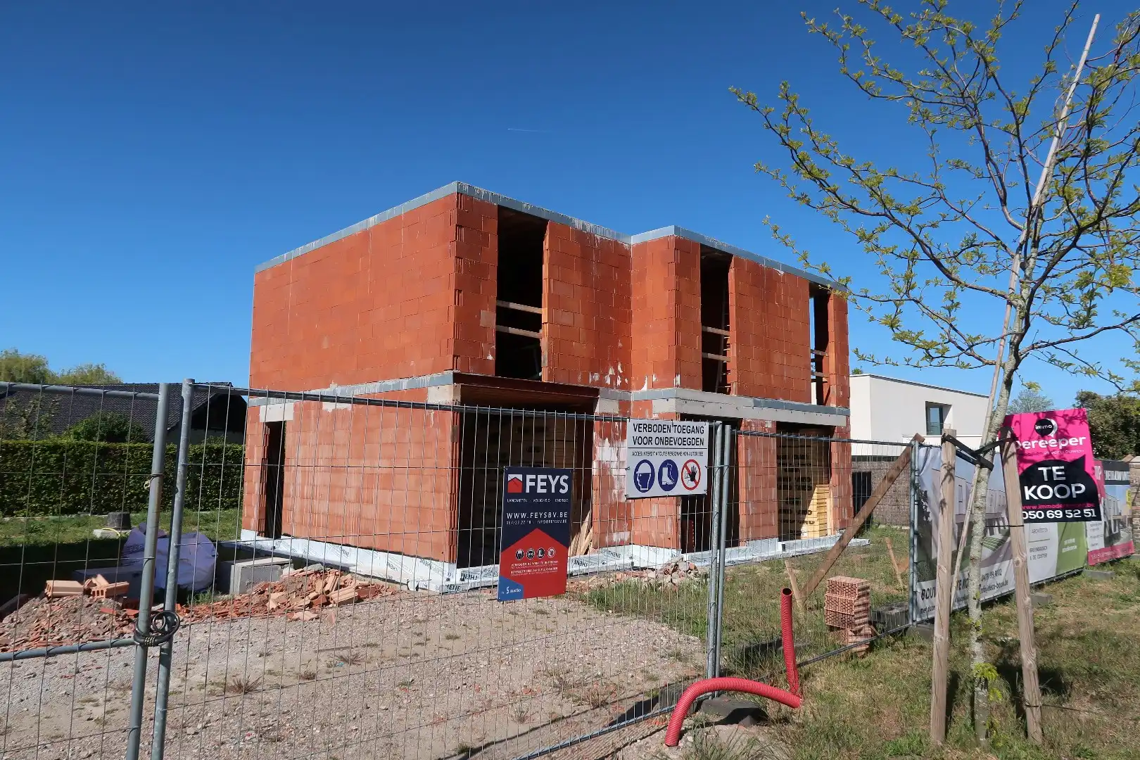 Nieuwbouwwoning op 416 m² – volledig naar eigen smaak af te werken foto 7