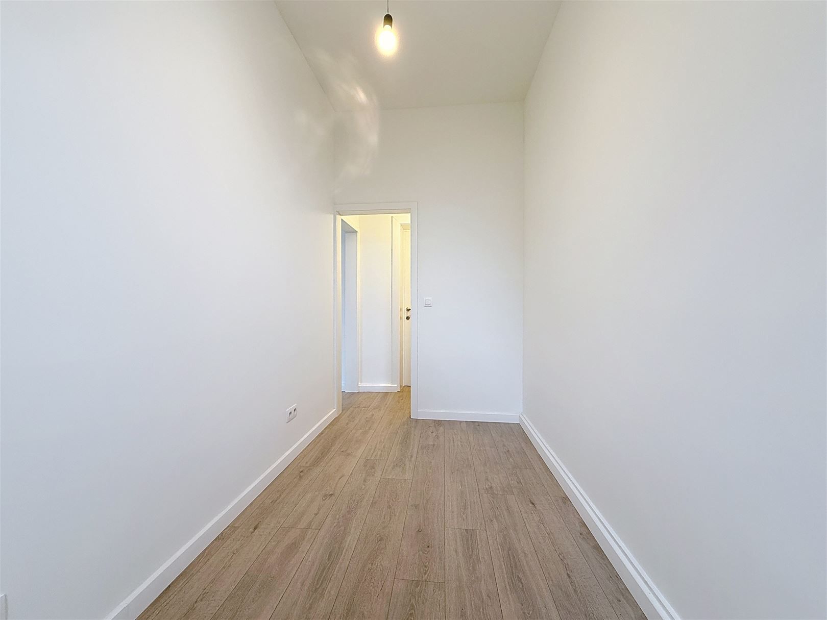 Gerenoveerde stadswoning, 4 slpks, tuin, terras, 2a 43ca foto 44