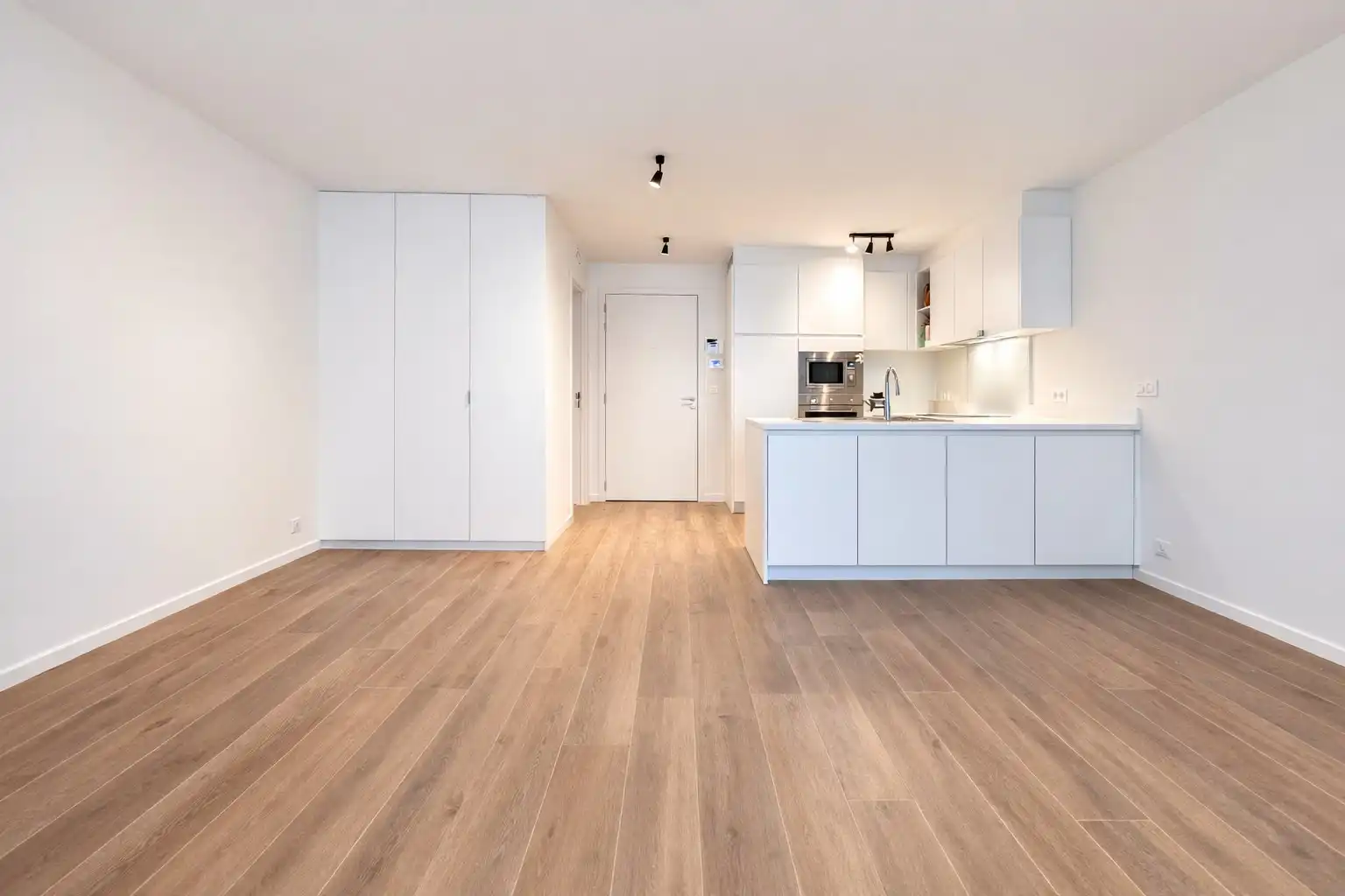 Recent appartement centraal gelegen te Knokke  foto 3