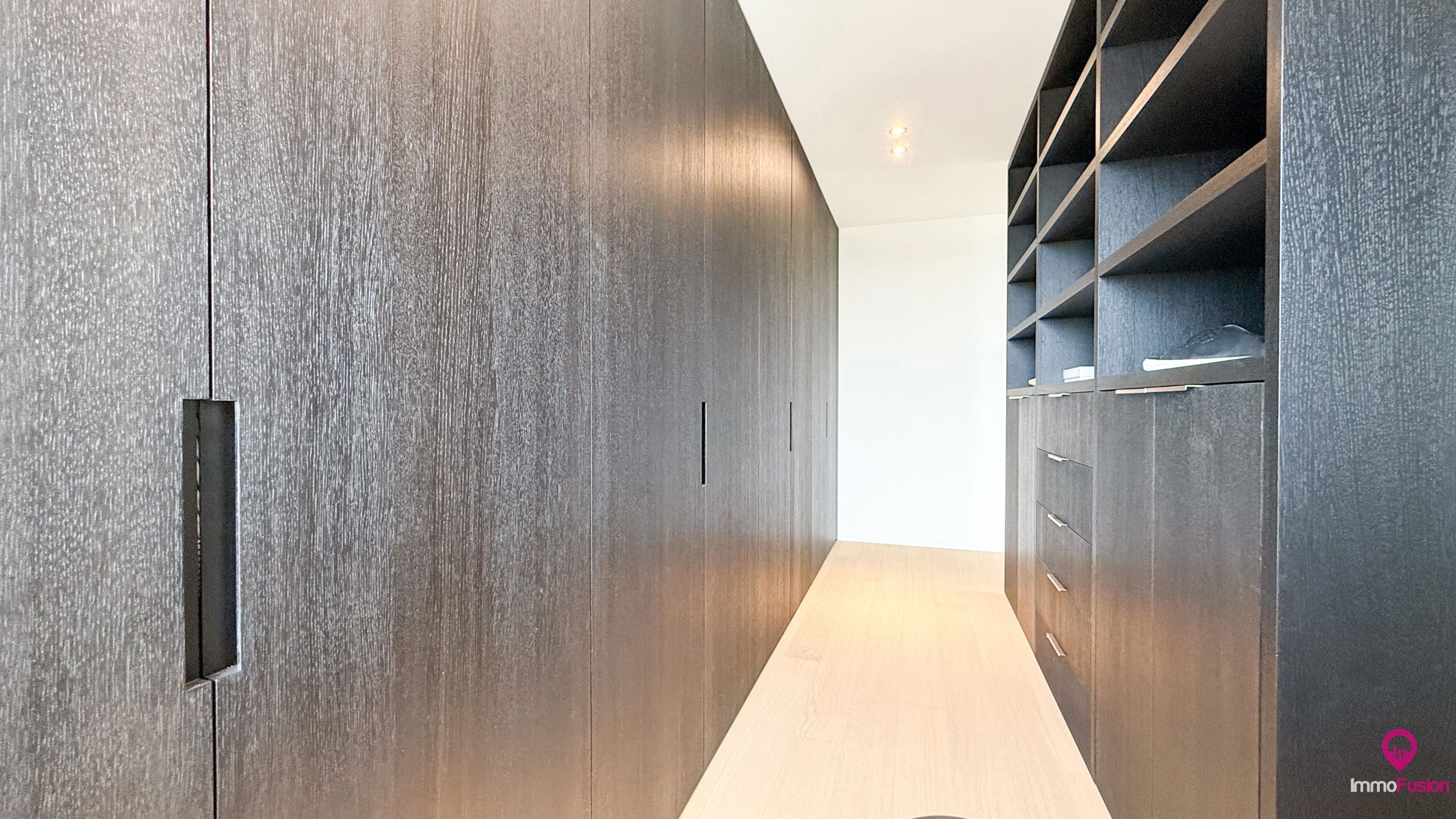 Exclusief penthouse van 220m² met 40m² terras in Beringen! foto 30