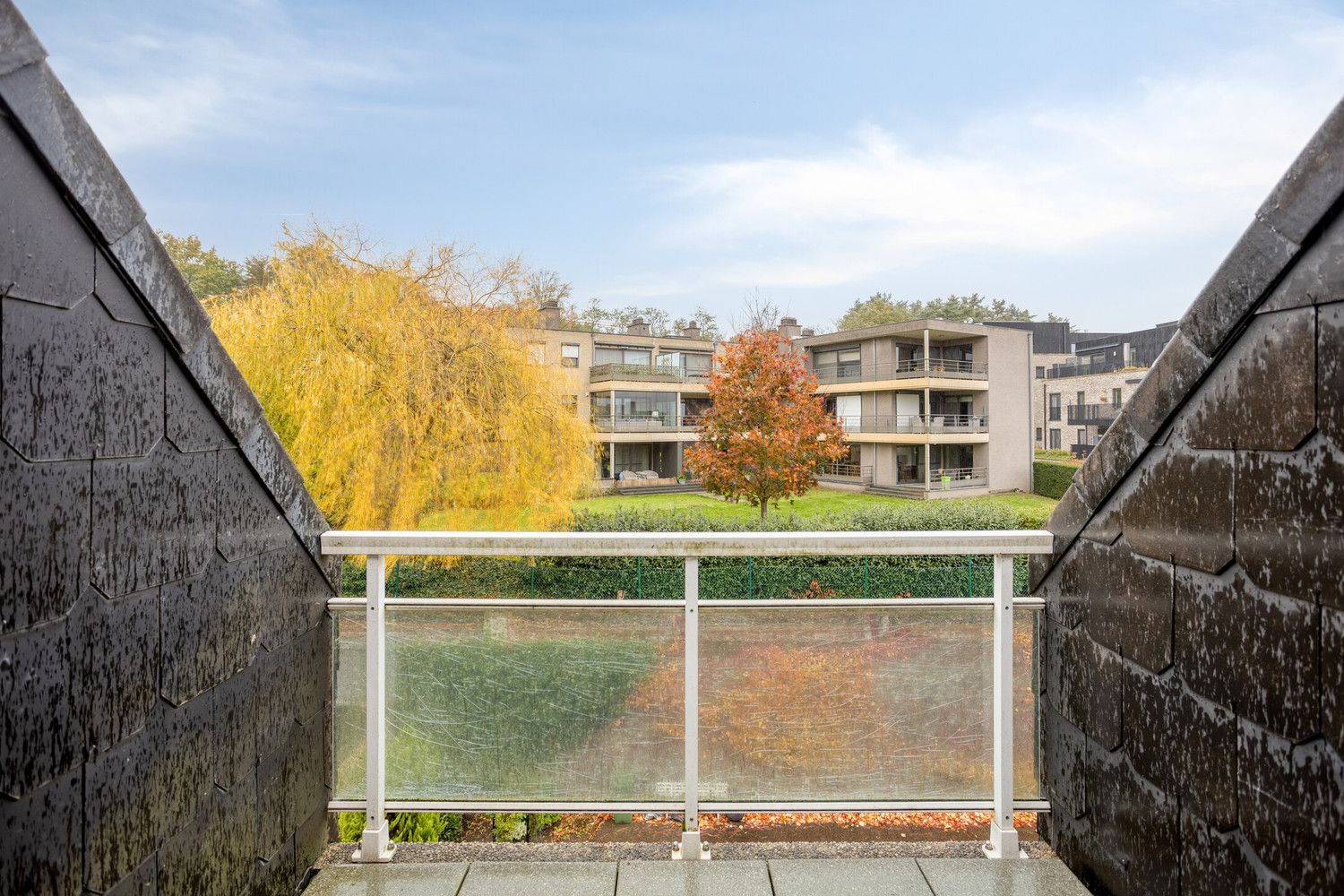 RUIM EN LICHT APPARTEMENT MET 3 SLPKS, TERRASSEN EN GARAGE IN HET HARTJE VAN LUMMEN! foto 11