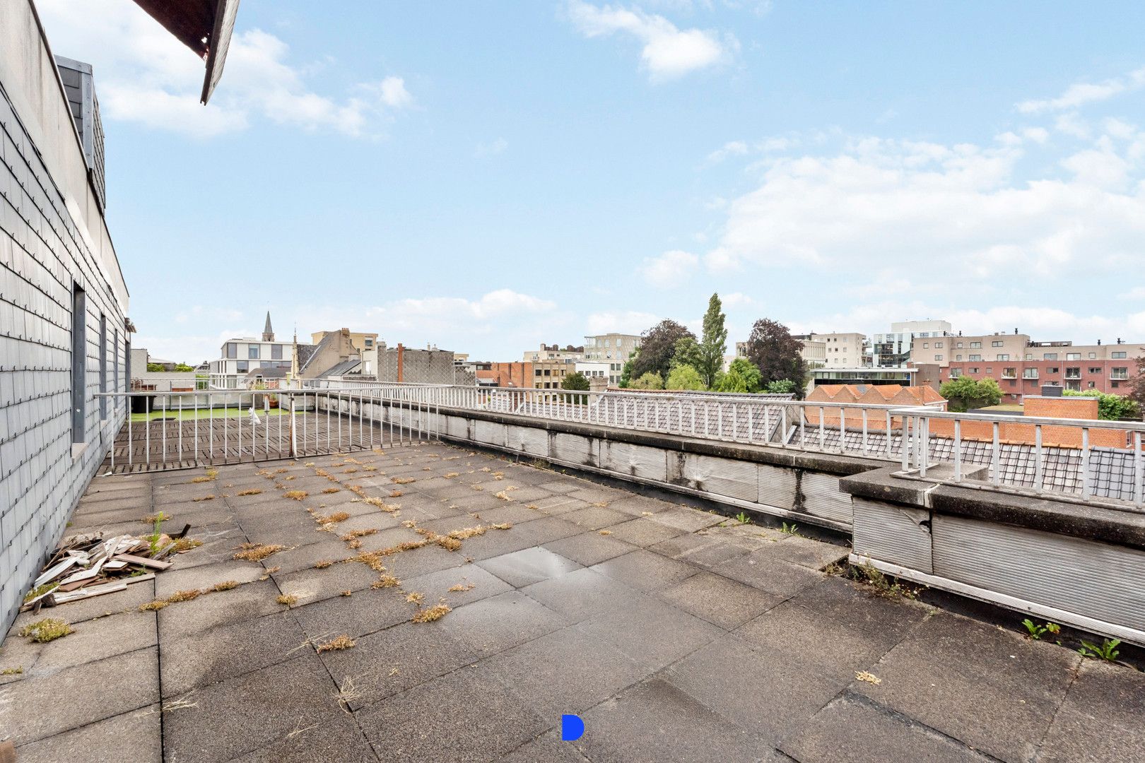 Studio met prachtig terras centrum Roeselare foto 5