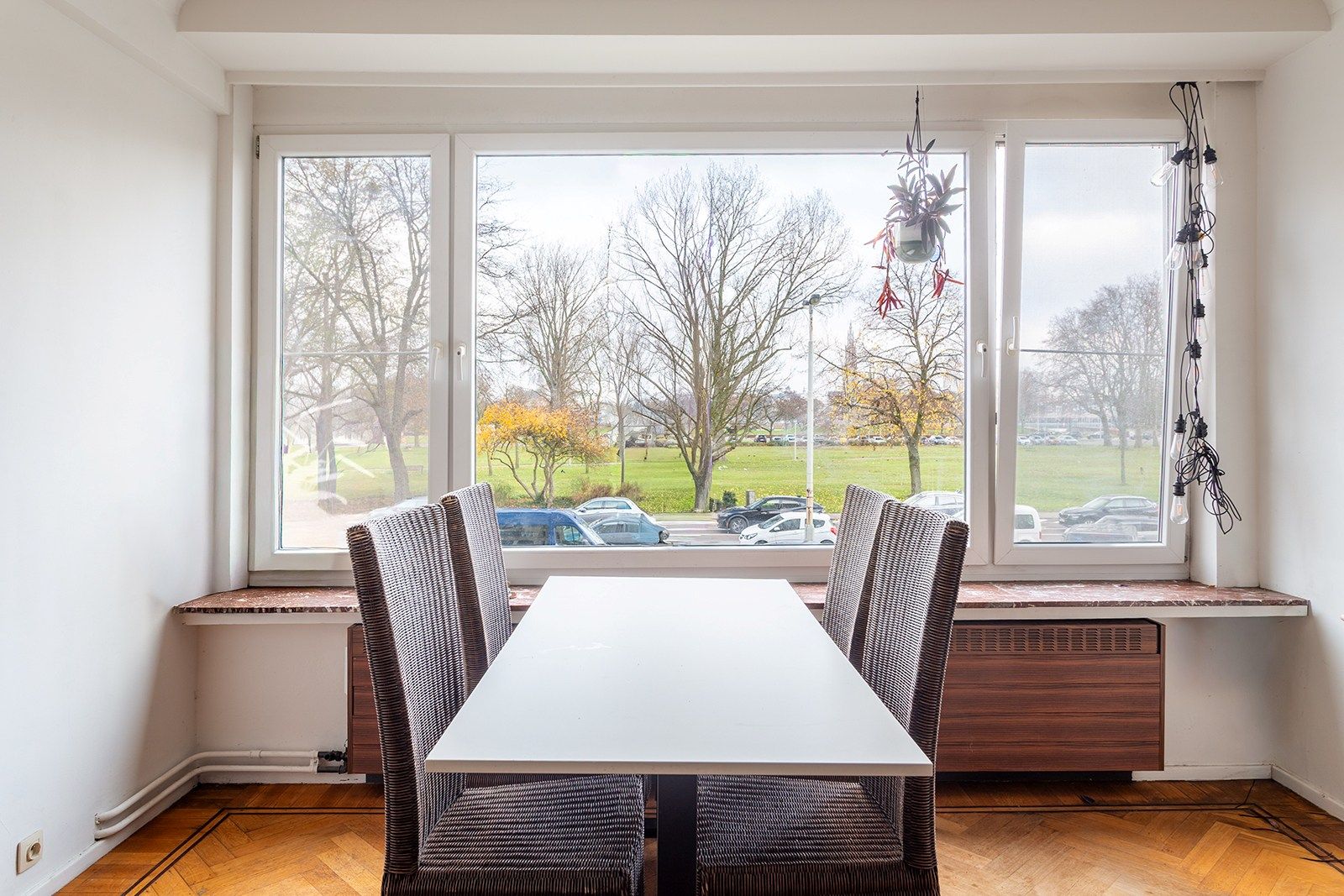 Modern en goed onderhouden appartement (90 m²) met twee slaapkamers foto 6