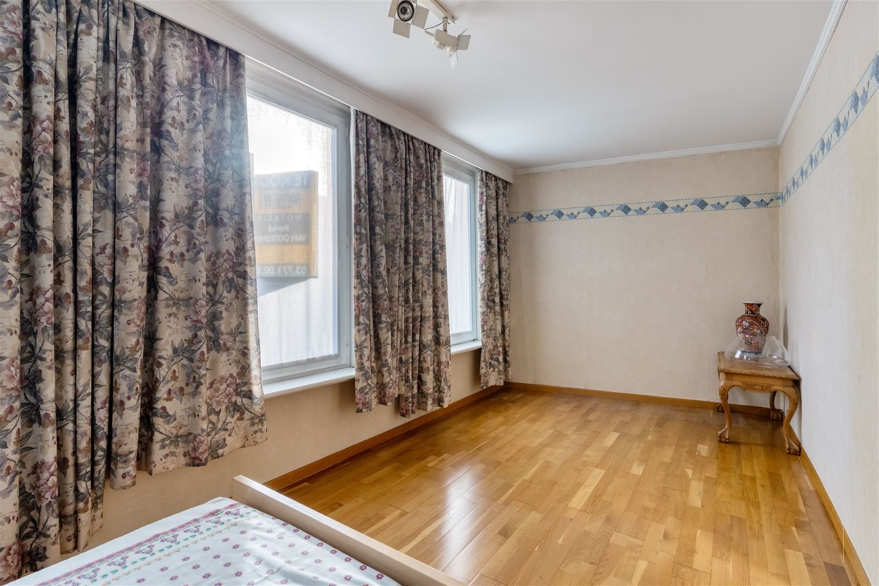 Halfopen bebouwing met 4 slaapkamers en garage foto 12