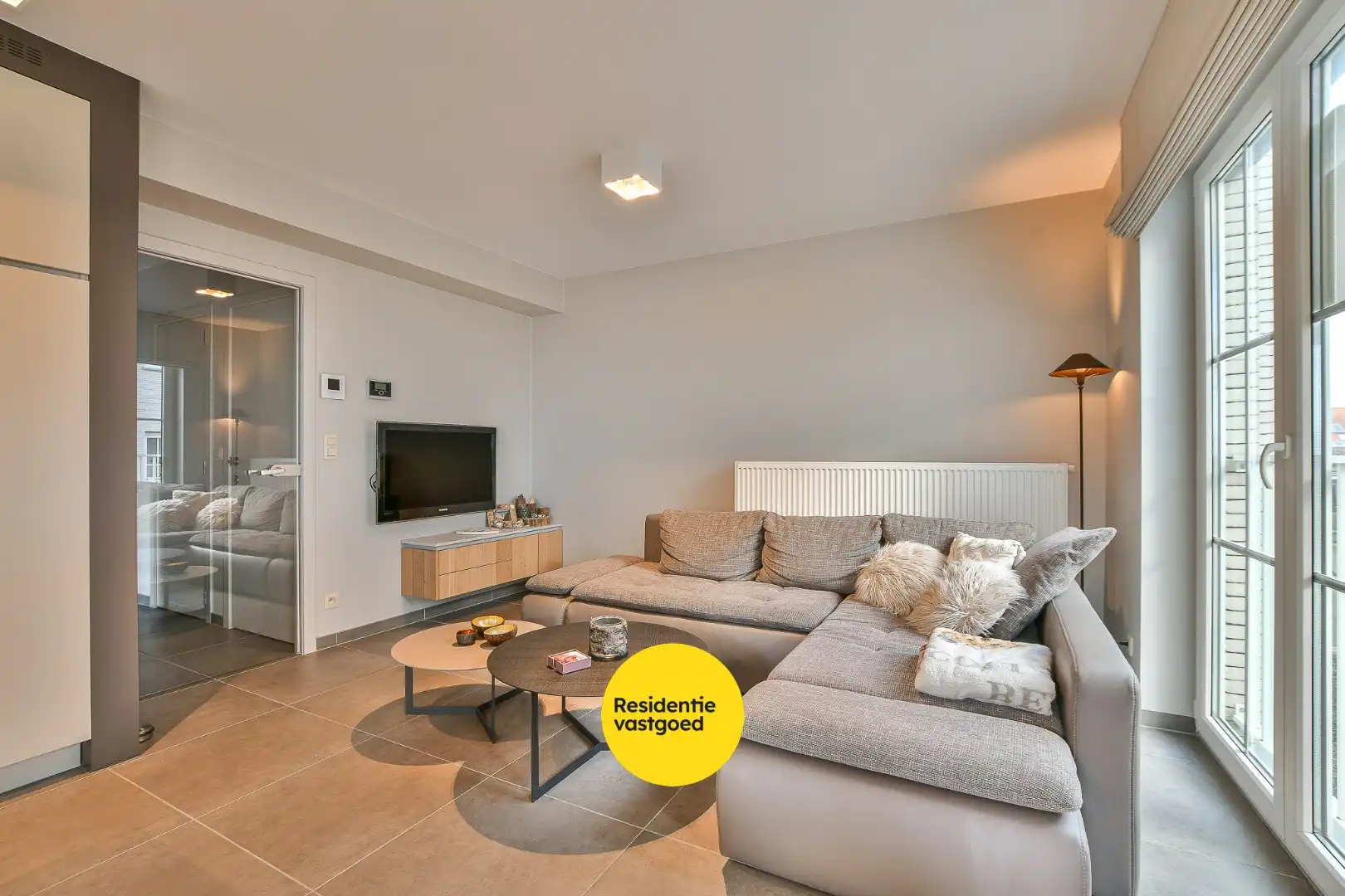 Gelijkvloers 2-slaapkamerappartement met tuin op toplocatie vlakbij de zee!  foto {{pictureIndex}}
