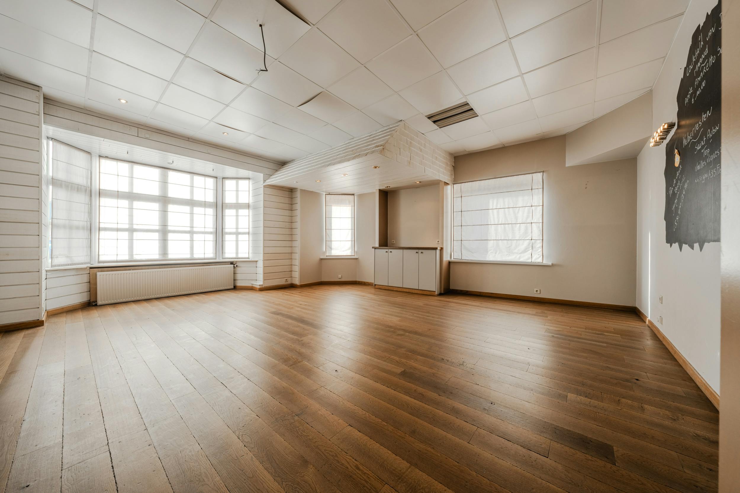 Goed gelegen handelspand met veel potentieel in Lombardsijde foto 5