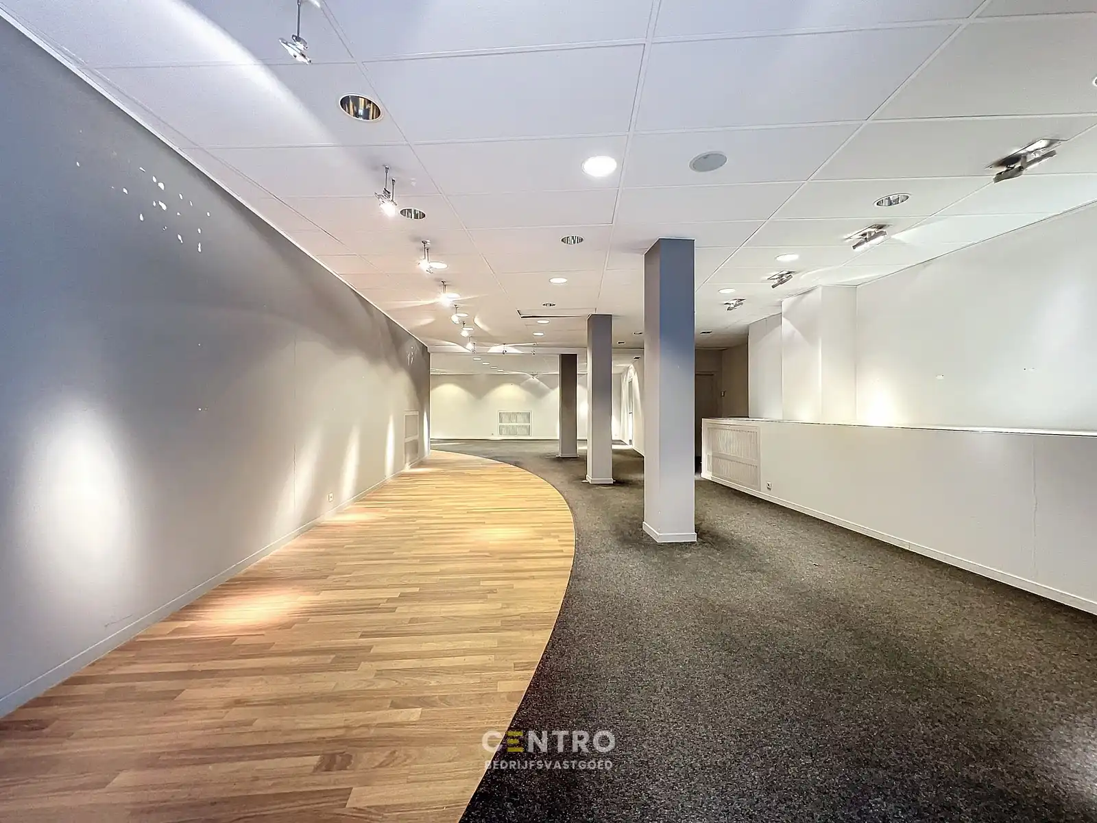 Winkelruimte van ± 212 m² te Roeselare - dicht bij de Grote Markt aan héél AANTREKKELIJKE prijs! foto 5