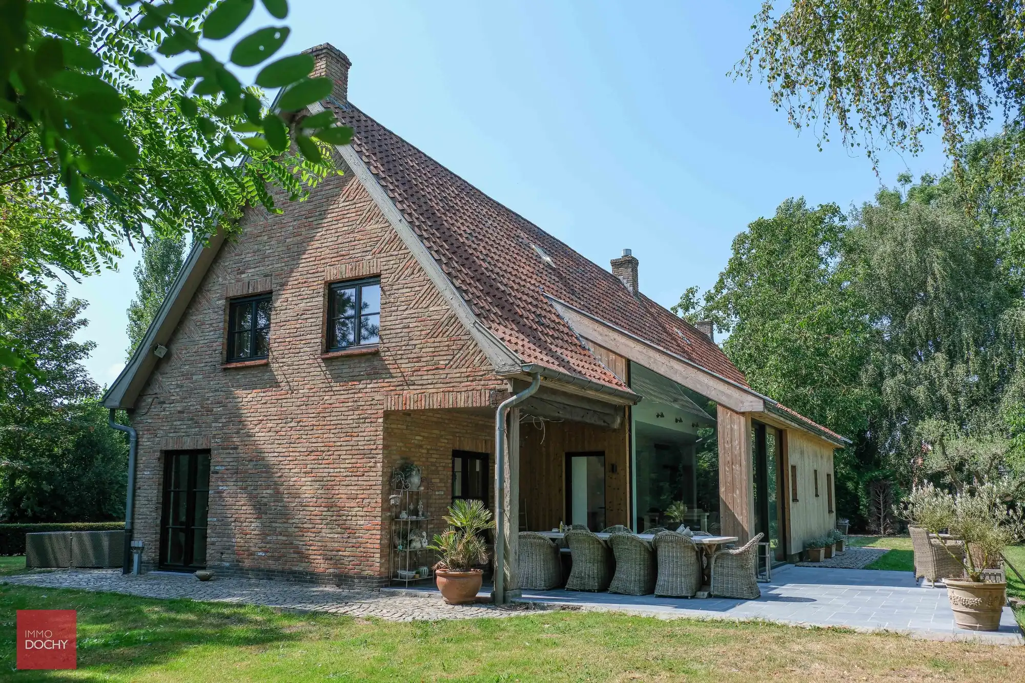 Volledig vernieuwde villa nabij Jan Yperman ziekenhuis foto 11