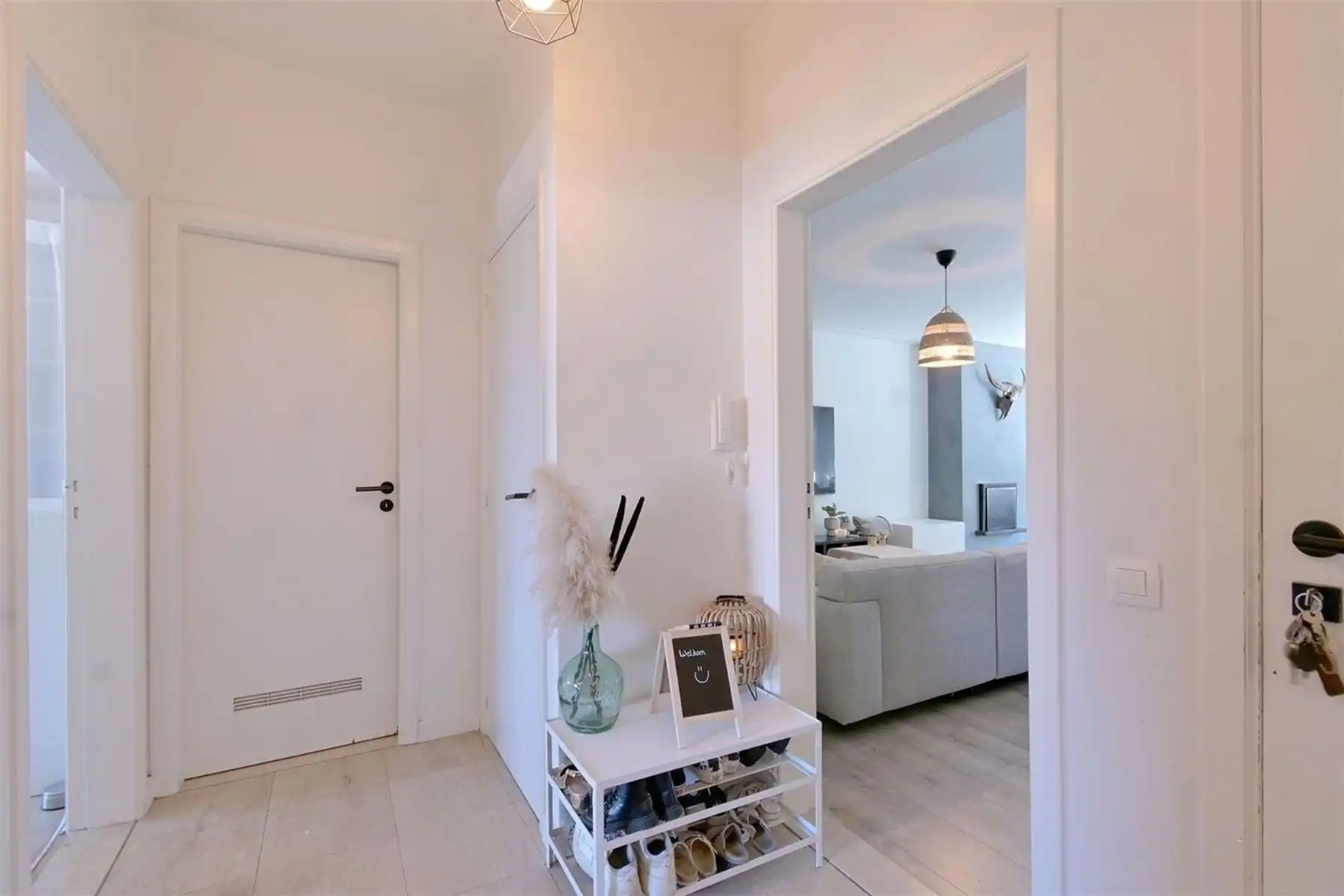 Gerenoveerd appartement met 2 slaapkamers op toplocatie! foto 7