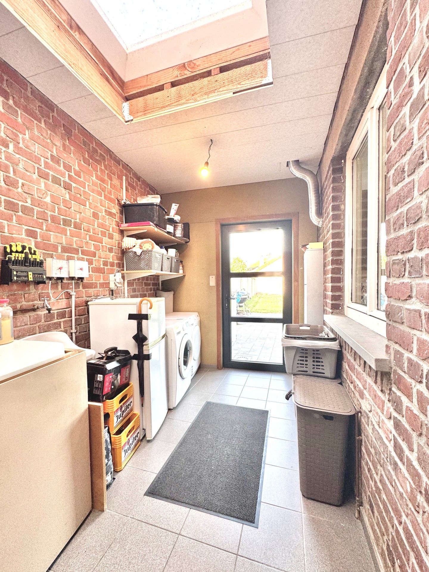 WONING MET 4 KAMERS - TUIN - GROTE CARPORT & UITWEG ACHTERAAN - 433 M² foto 21