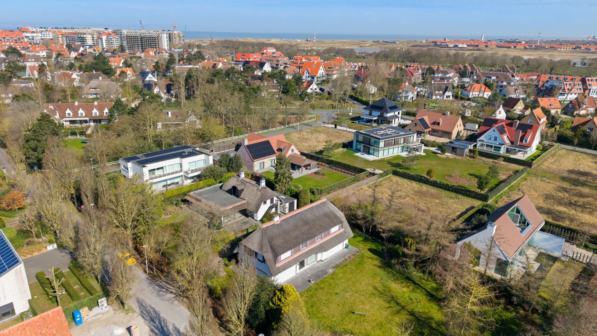 Unieke kans, authentieke villa in de prestigieuze Simli-wijk te Nieuwpoort foto 5