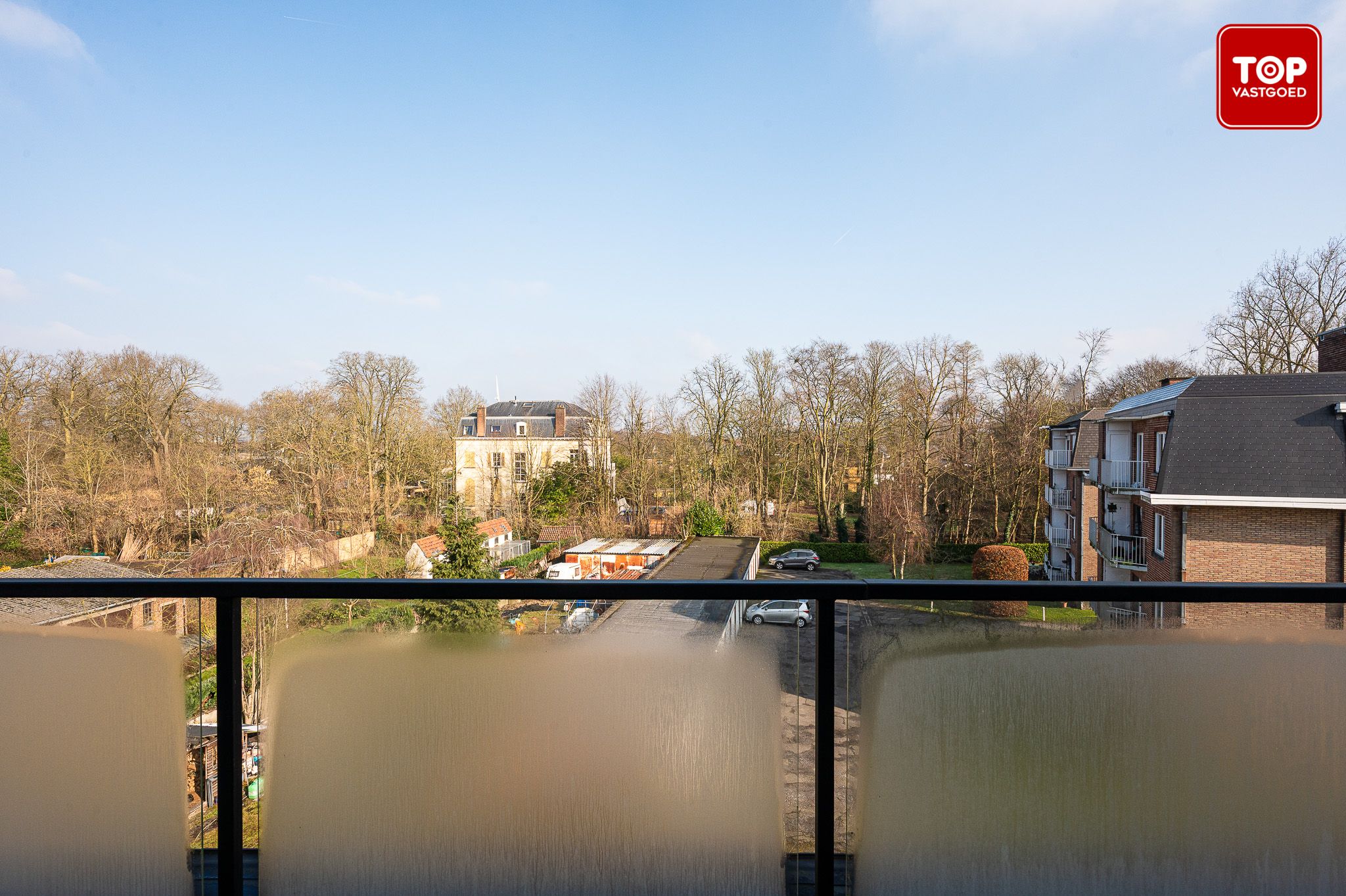 Energiezuinige en lichtrijke penthouse met 3 terrassen en prachtig uitzicht foto 25